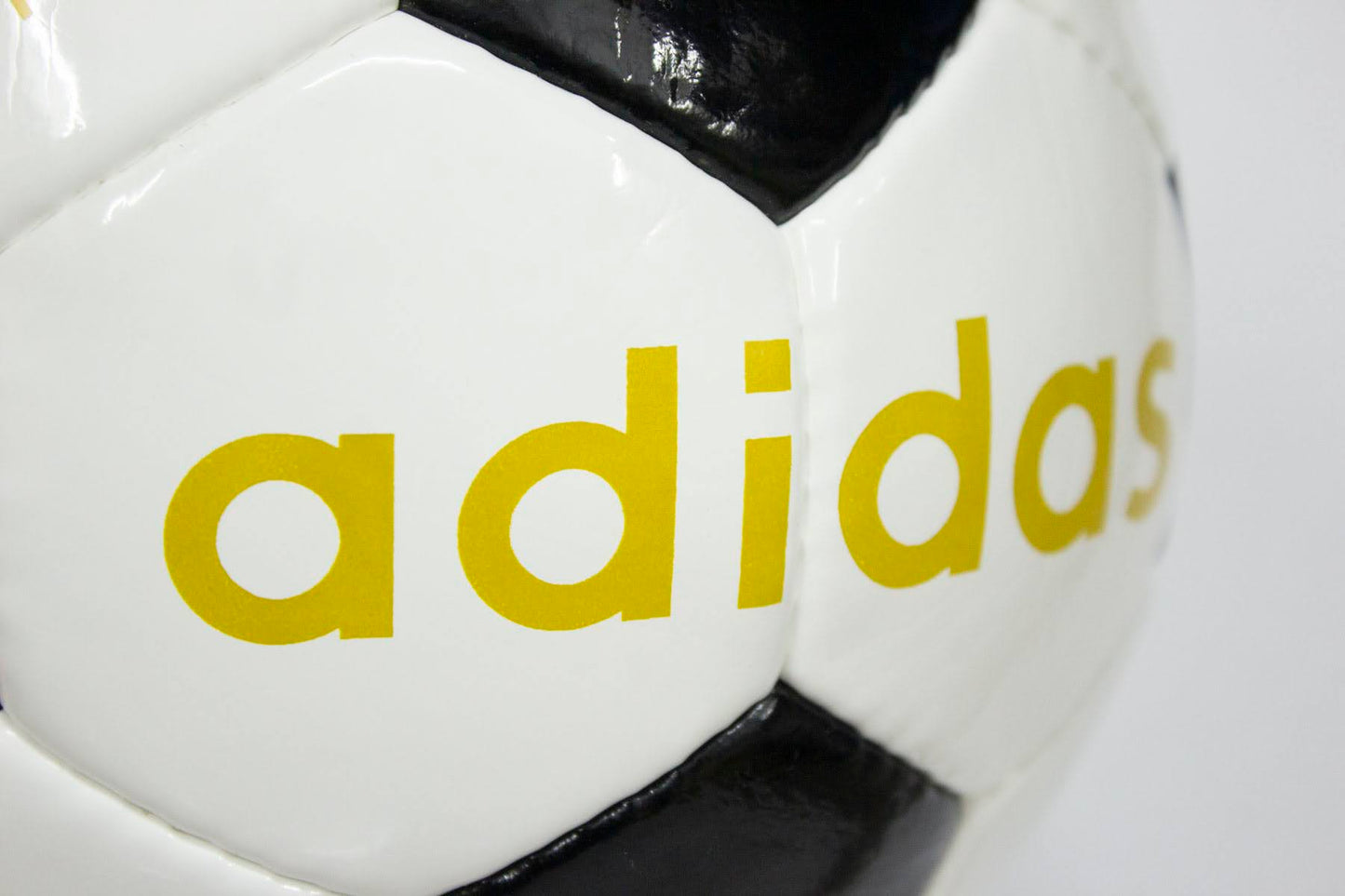 Adidas Telstar Durlast | 1970 FIFA WORLDCUP BALL | SIZE 5 02