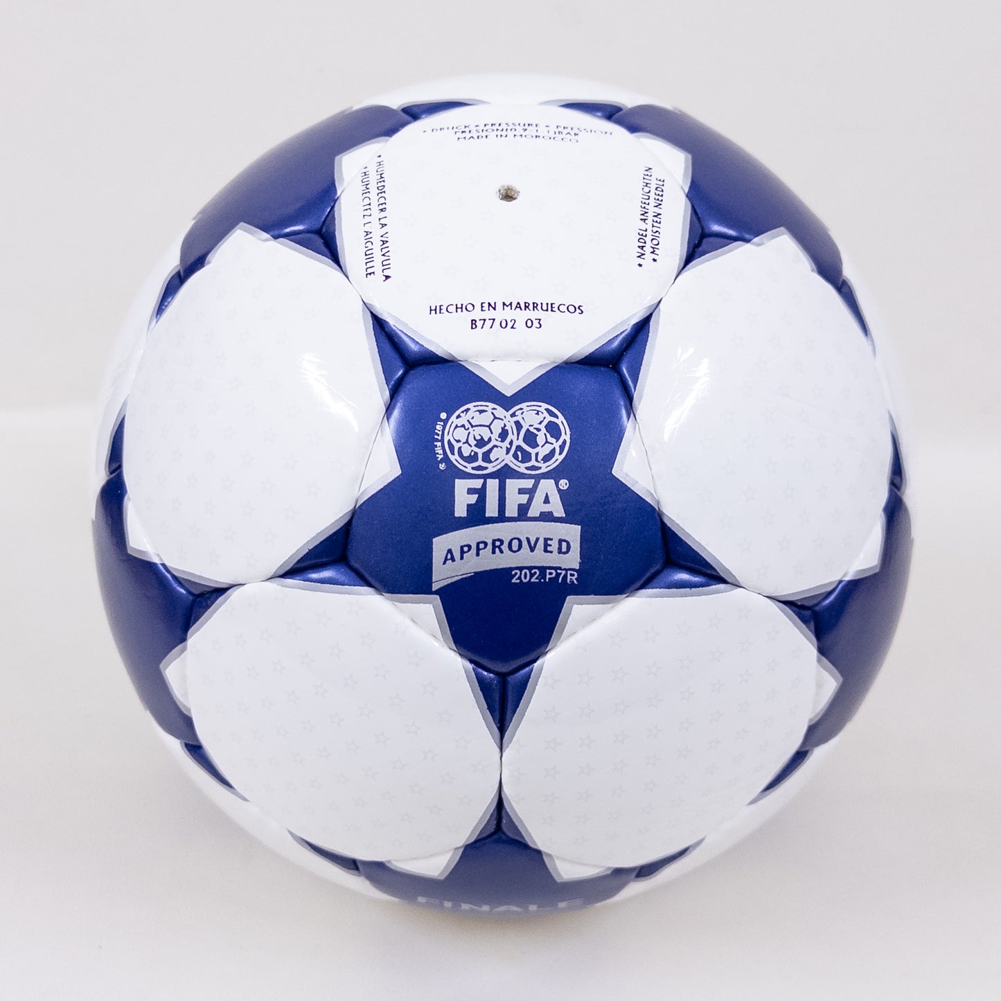 Adidas Finale 3 | 2003-2004 | UEFA Champions League Ball | Size 5 04