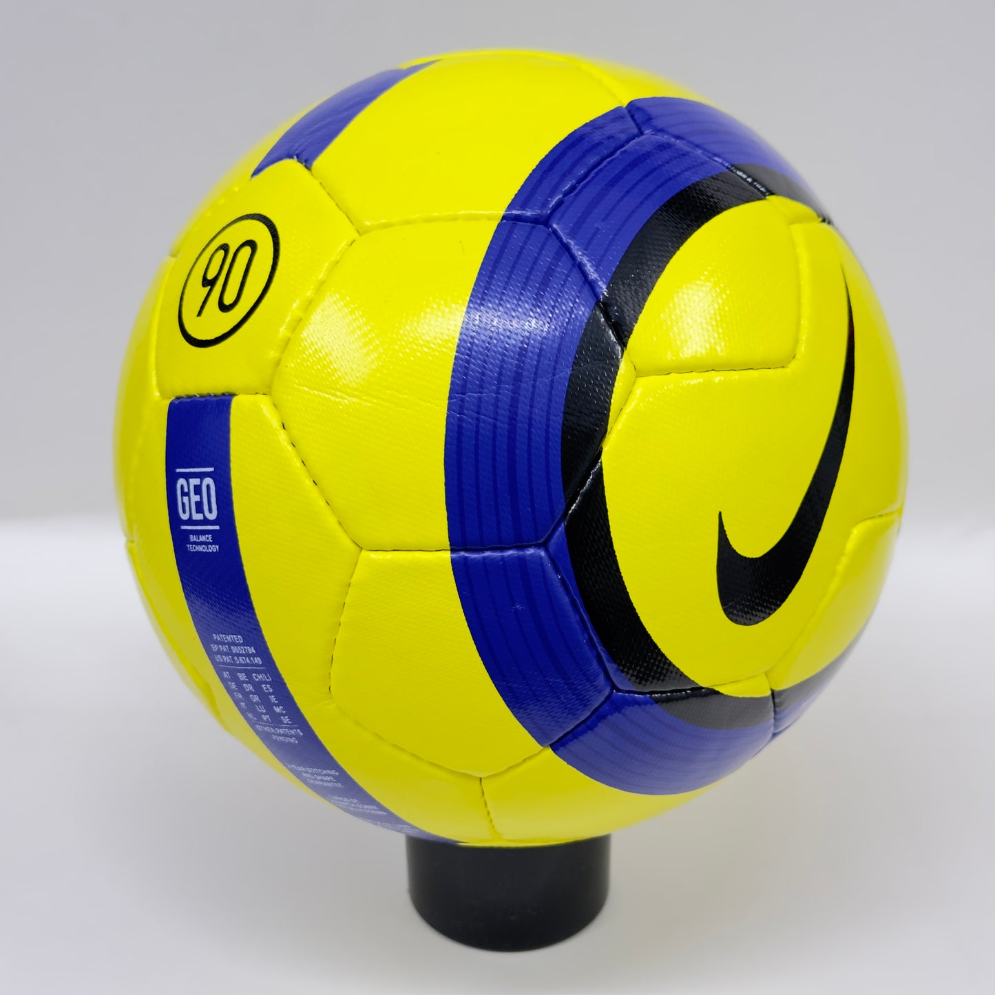 Nike Total 90 Aerow 1 | Hi-Vis | The FA Premier League l 2005 | Size 5 05