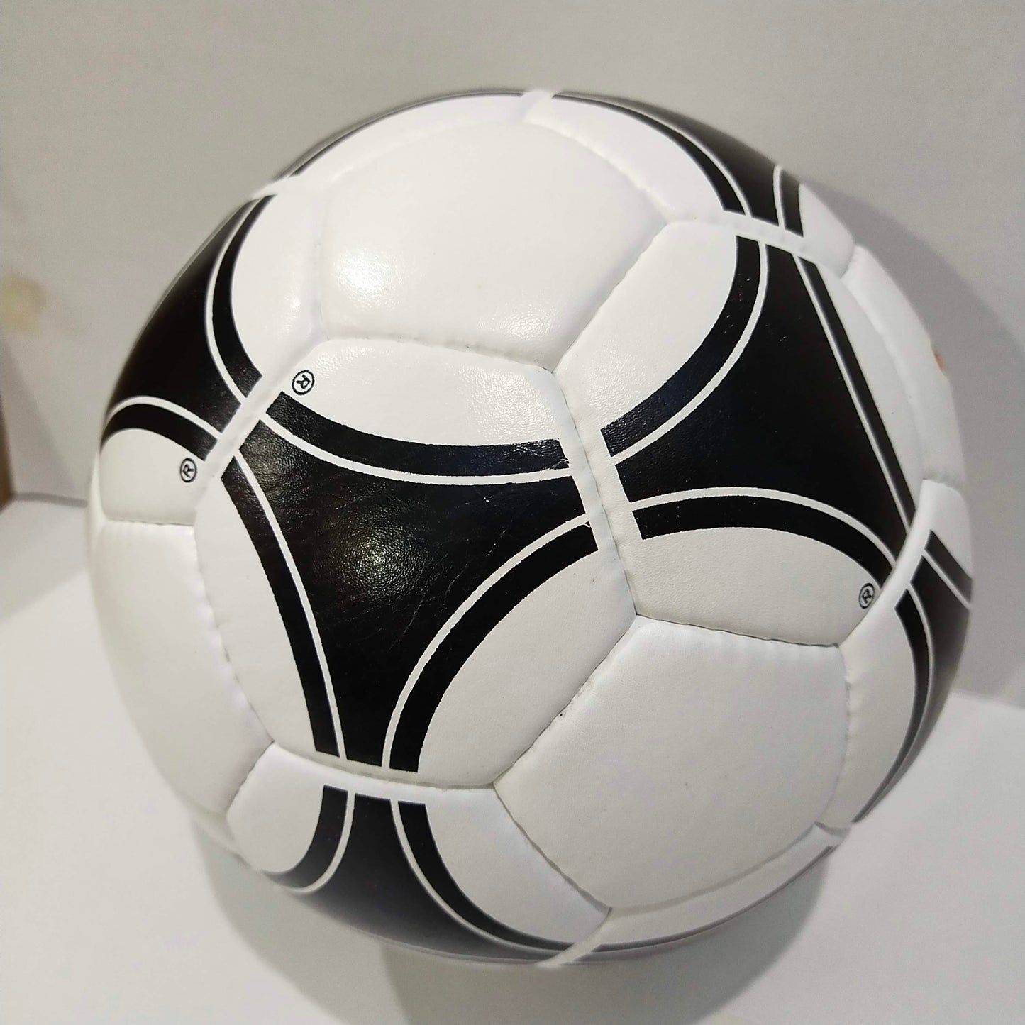 Adidas Tango Durlast | 1978 FIFA World Cup Ball | Genuine Leather SIZE 5 07