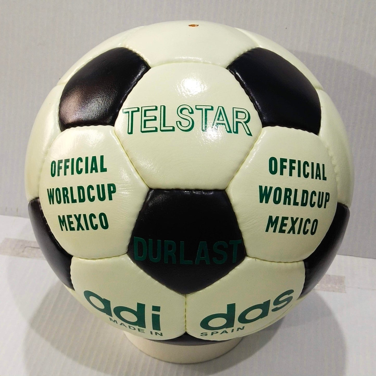 Adidas Telstar Durlast | 1970 FIFA WORLDCUP BALL | Genuine Leather SIZE 5 01