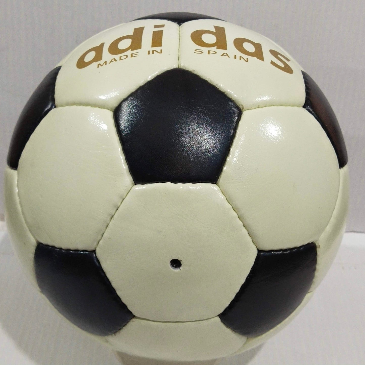 Adidas Mundial Elast | Official Summer Olympics Football Mexico | 1968 | Size 5 03