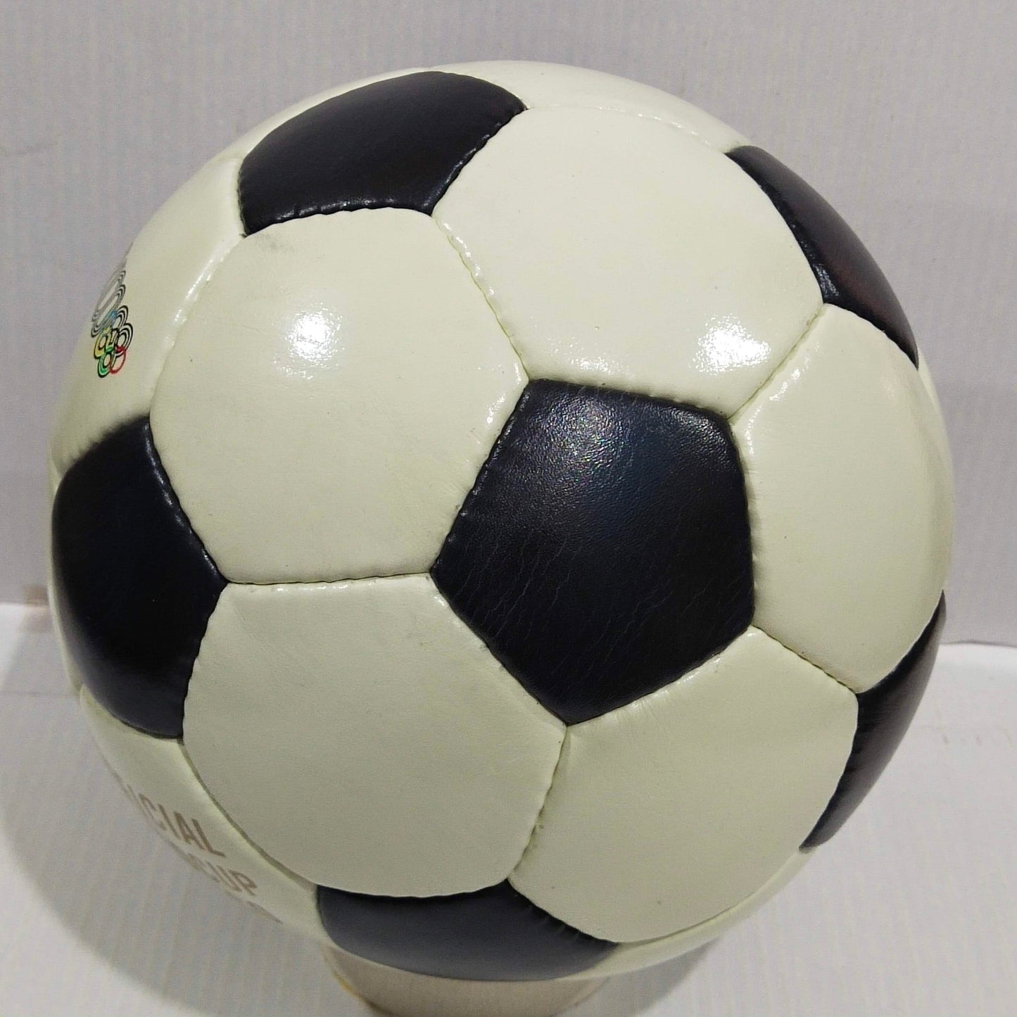 Adidas Mundial Elast | Official Summer Olympics Football Mexico | 1968 | Size 5 05