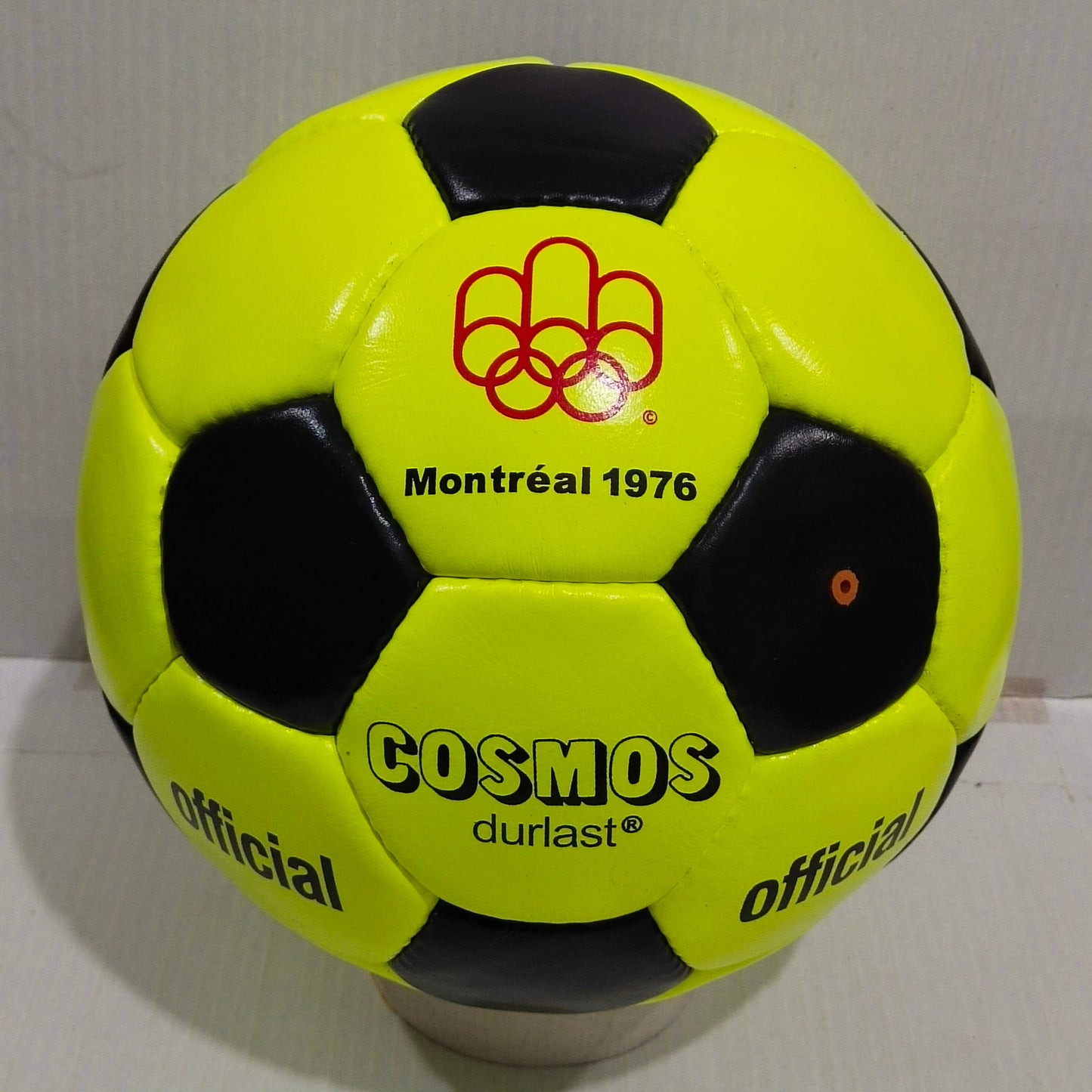 Adidas Cosmos Durlast | Official Sumamer Olympics Football Canada | 1976 | Size 5 03