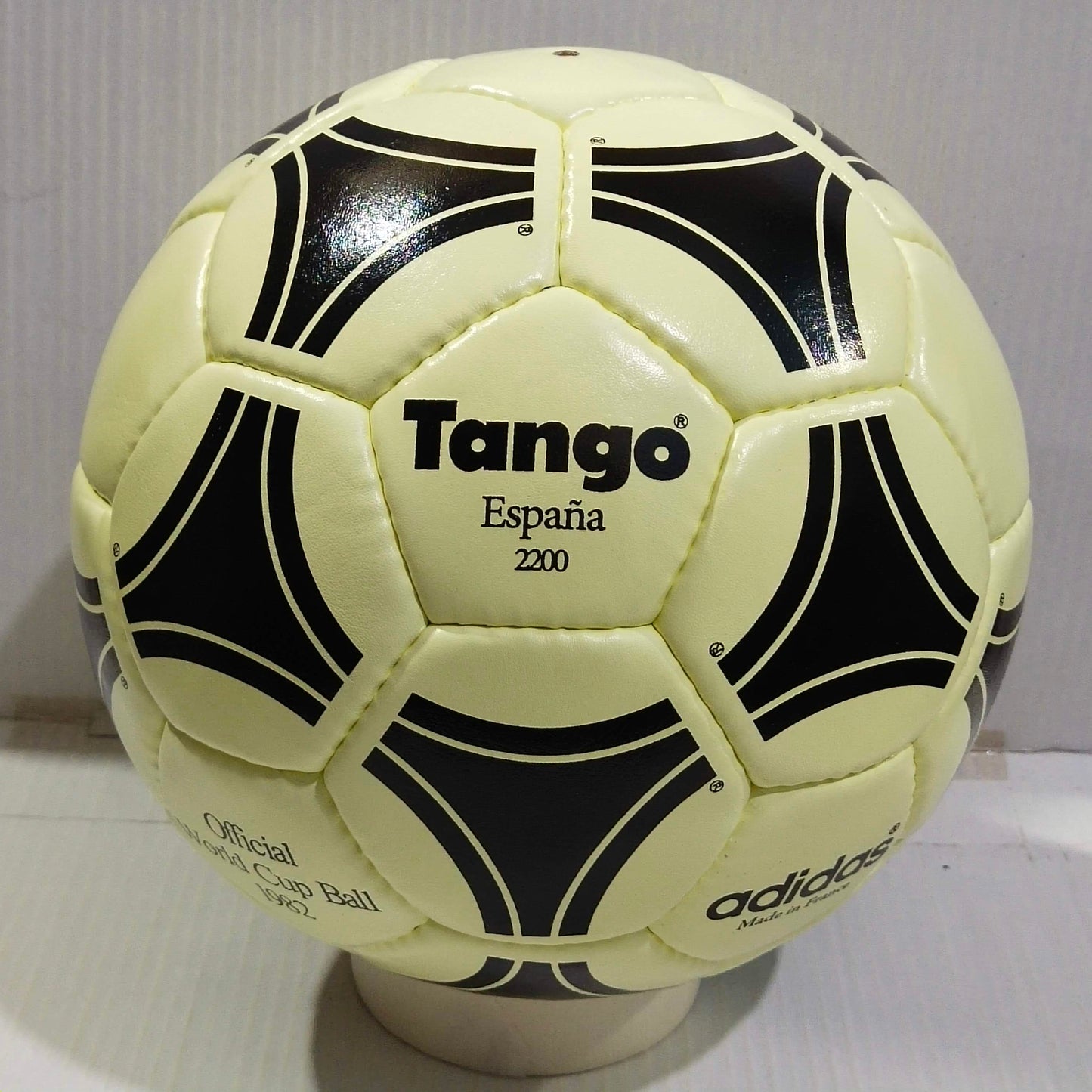 Adidas Tango Espana 2200 | 1982 | Genuine Leather | SIZE 5 01