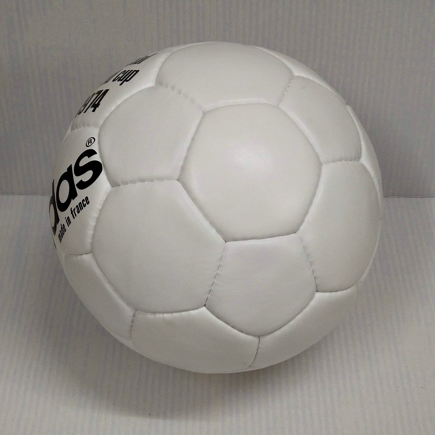 Adidas Chile Durlast | 1974 | FIFA World Cup Ball | Genuine Leather | SIZE 5 04