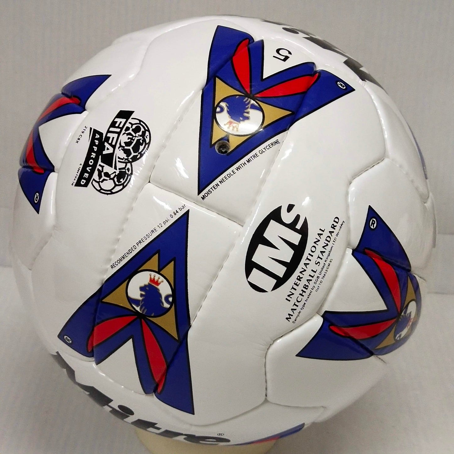 Mitre Ultimax | 1995 | The FA Premier League | Size 5 02