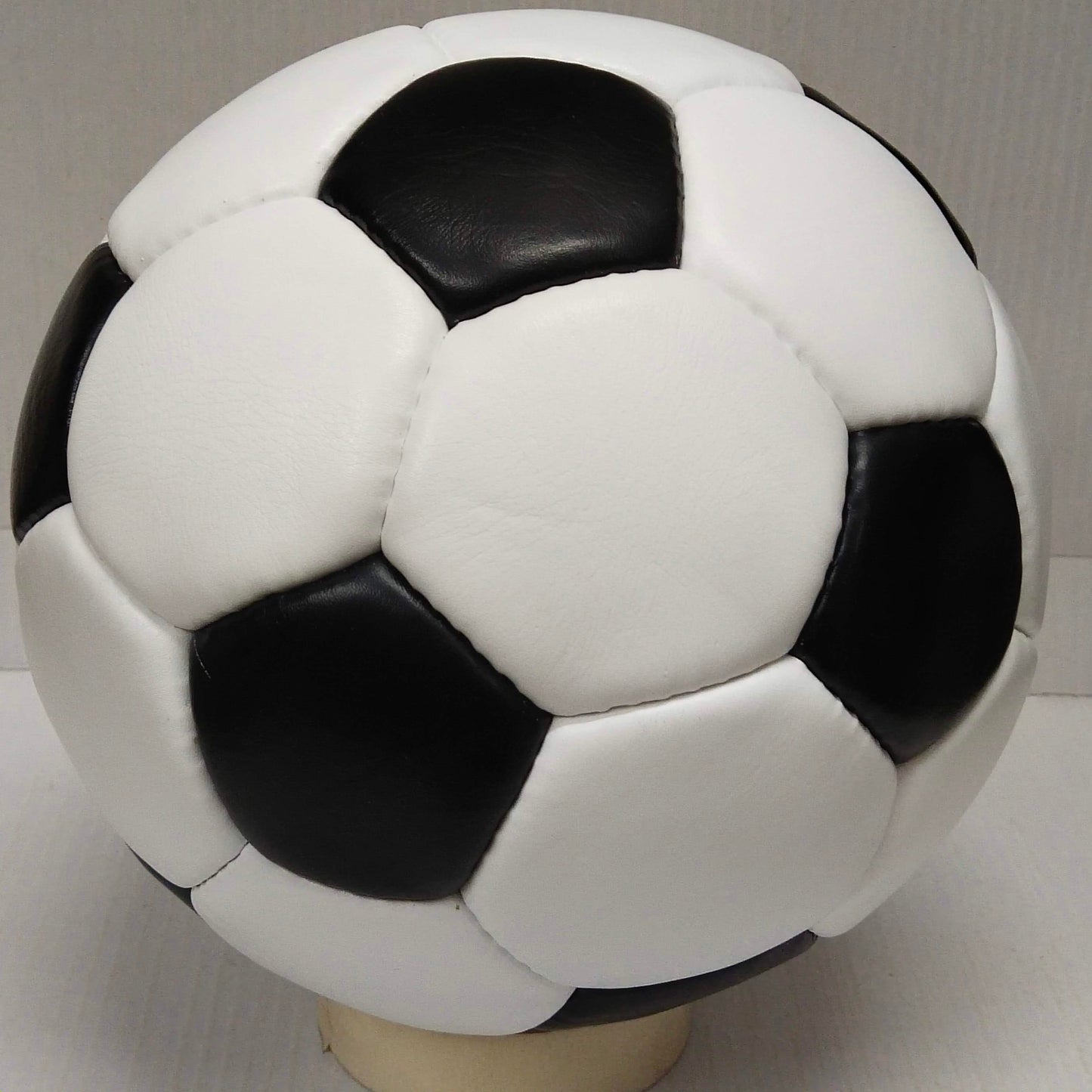 Adidas Telstar Durlast | 1970 FIFA WORLDCUP BALL | Genuine Leather SIZE 5 06