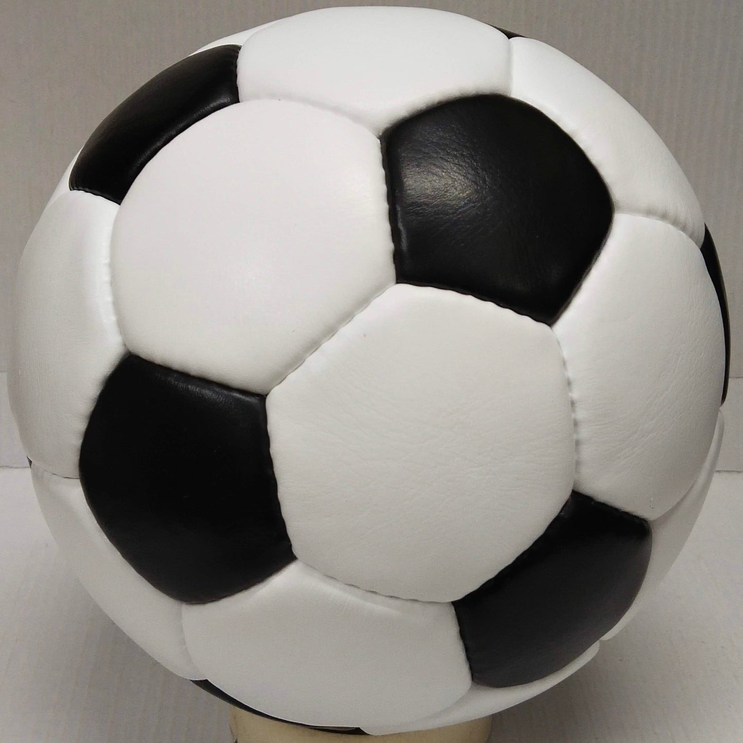 Adidas Telstar Durlast | 1970 FIFA WORLDCUP BALL | Genuine Leather SIZE 5 06