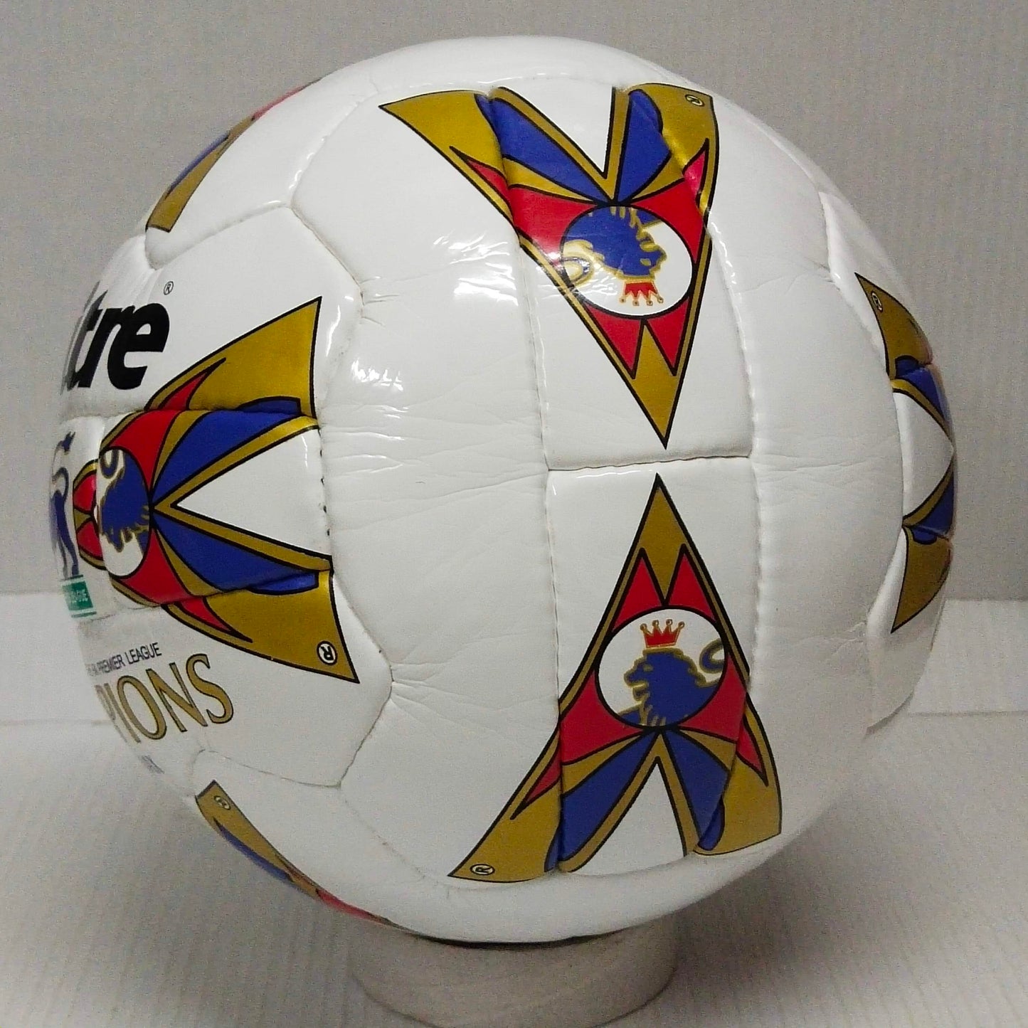 Mitre Ultimax | Champions | 90s | The FA Premier League | Size 5 04