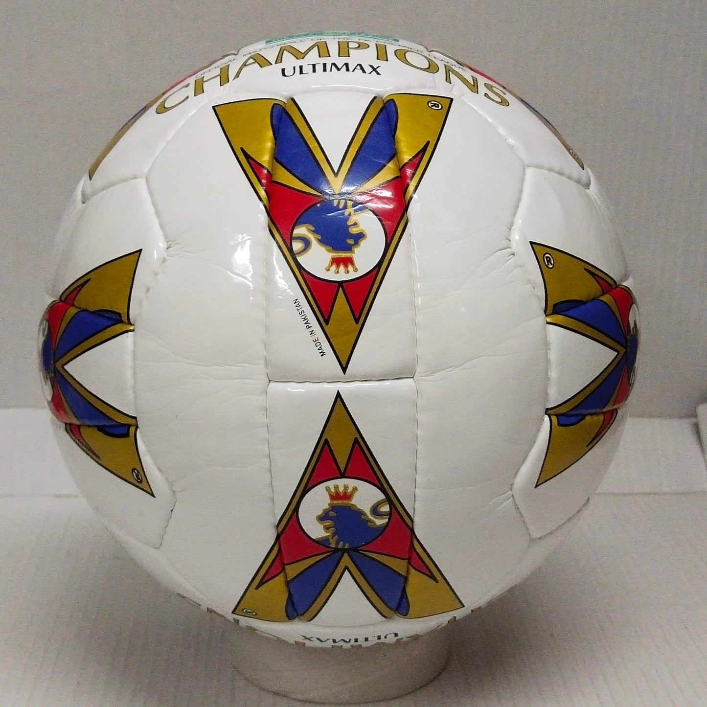 Mitre Ultimax | Champions | 90s | The FA Premier League | Size 5 05