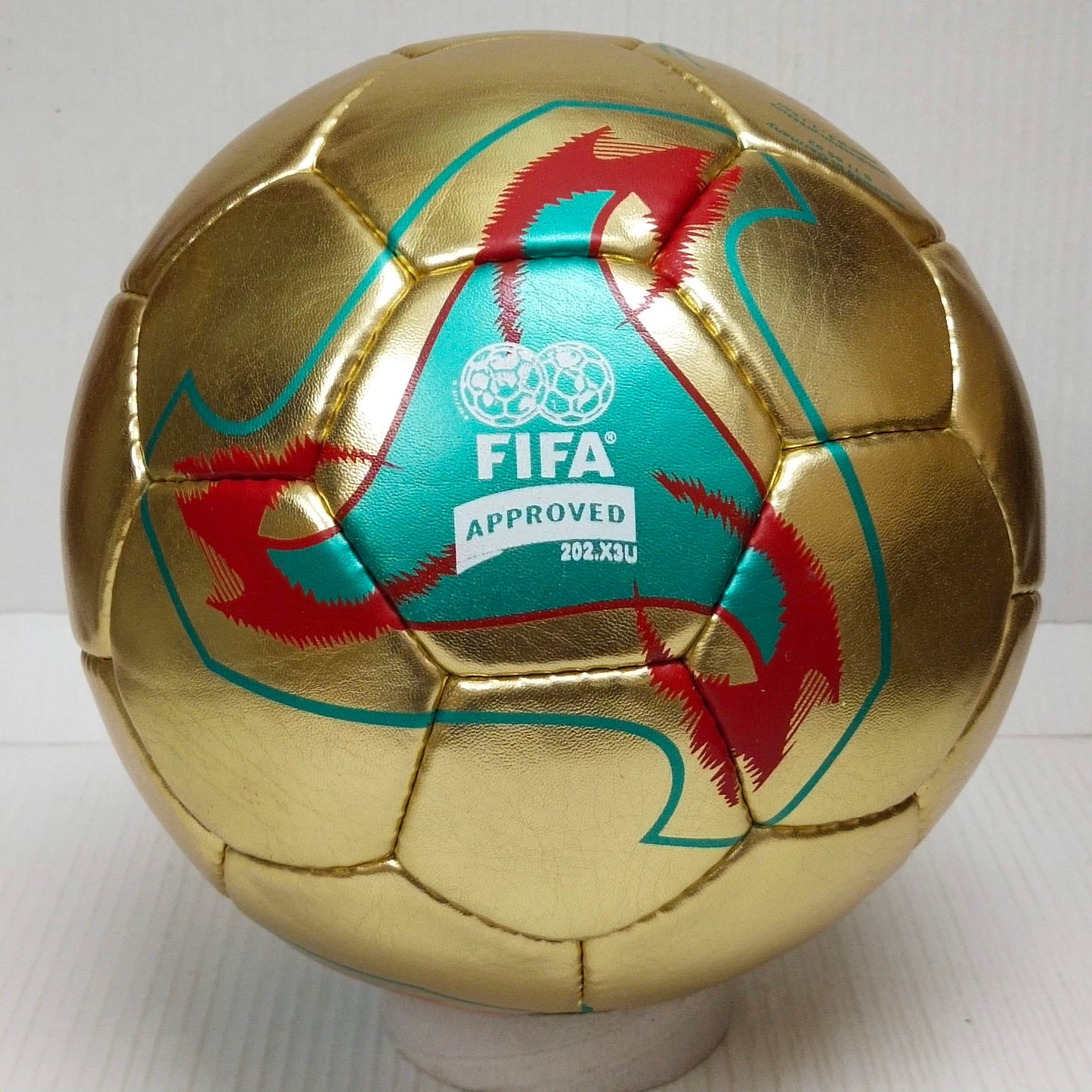 Adidas Fevernova | Gold Chrome Edition | SIZE 5 03