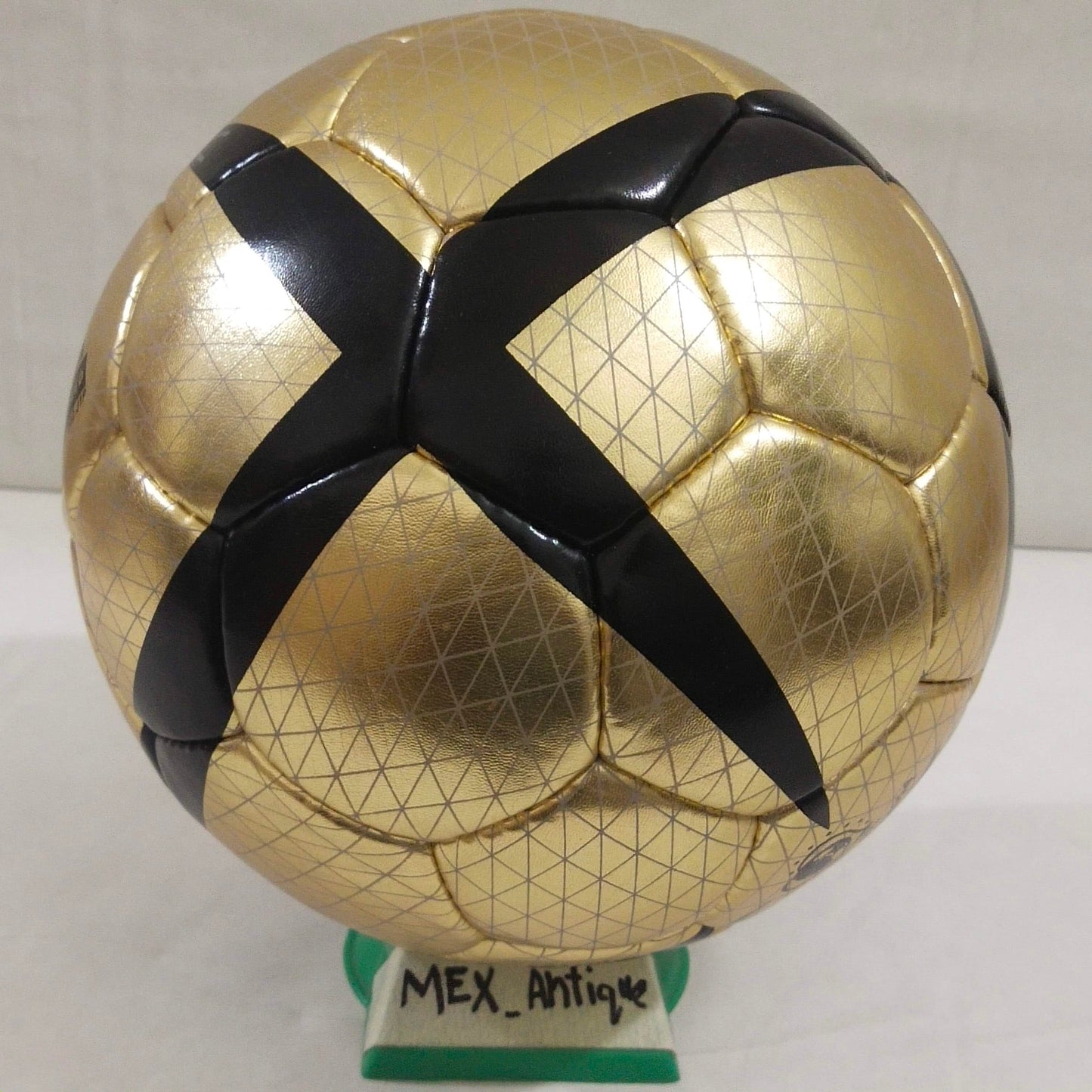 Adidas Roteiro Grand Stade | 2004 | Gold Edition | UEFA Europa League | Official Match Ball | Size 5 06