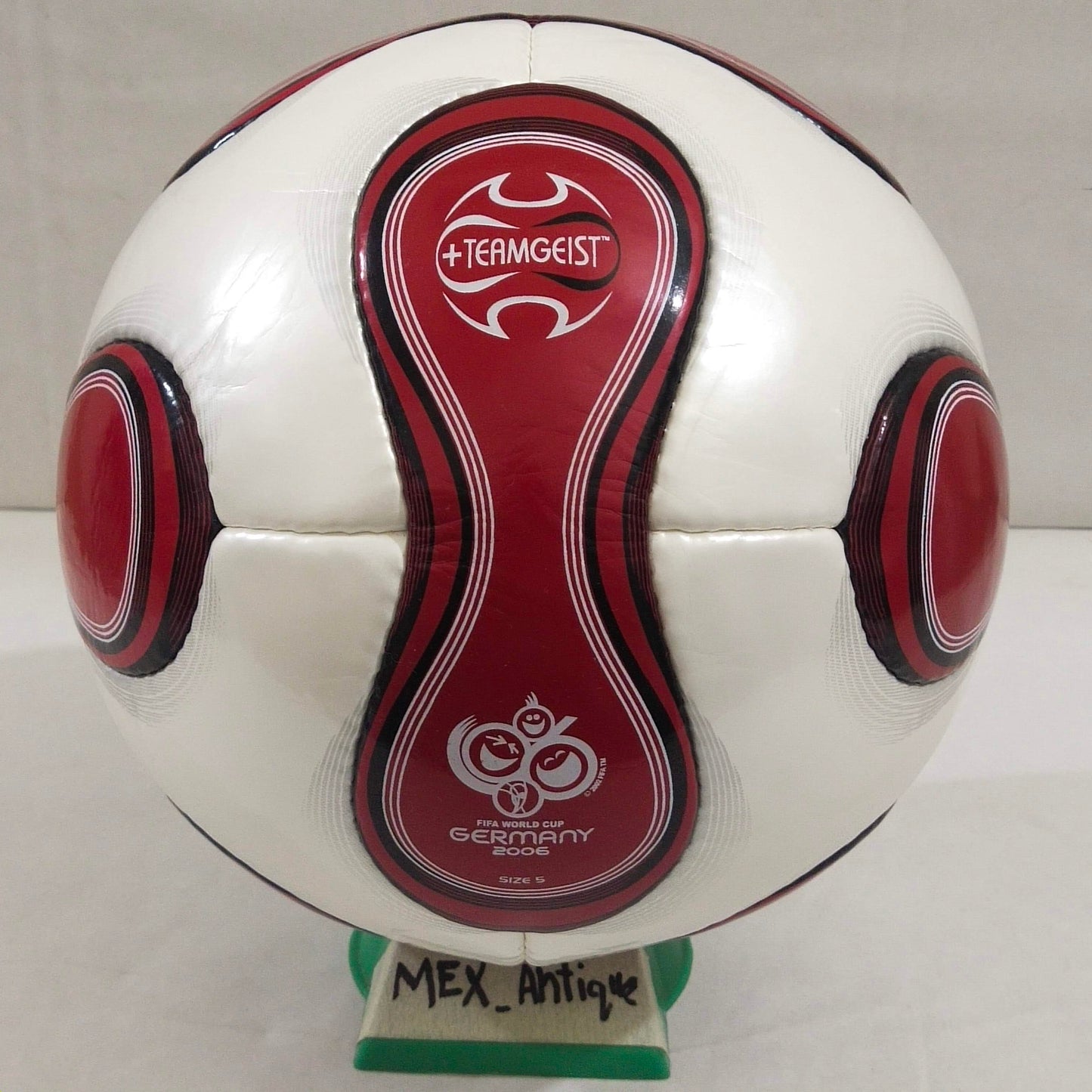 Adidas Teamgeist Red | 2006 | J League & JFA | SIZE 5 01