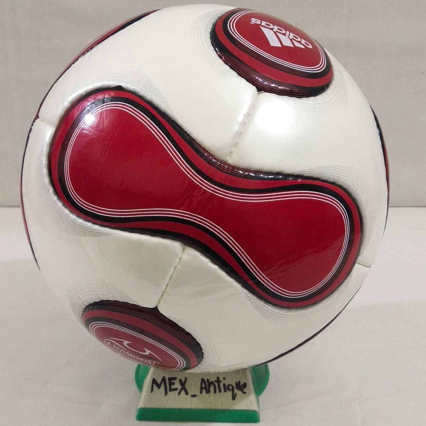Adidas Teamgeist Red | 2006 | J League & JFA | SIZE 5 04