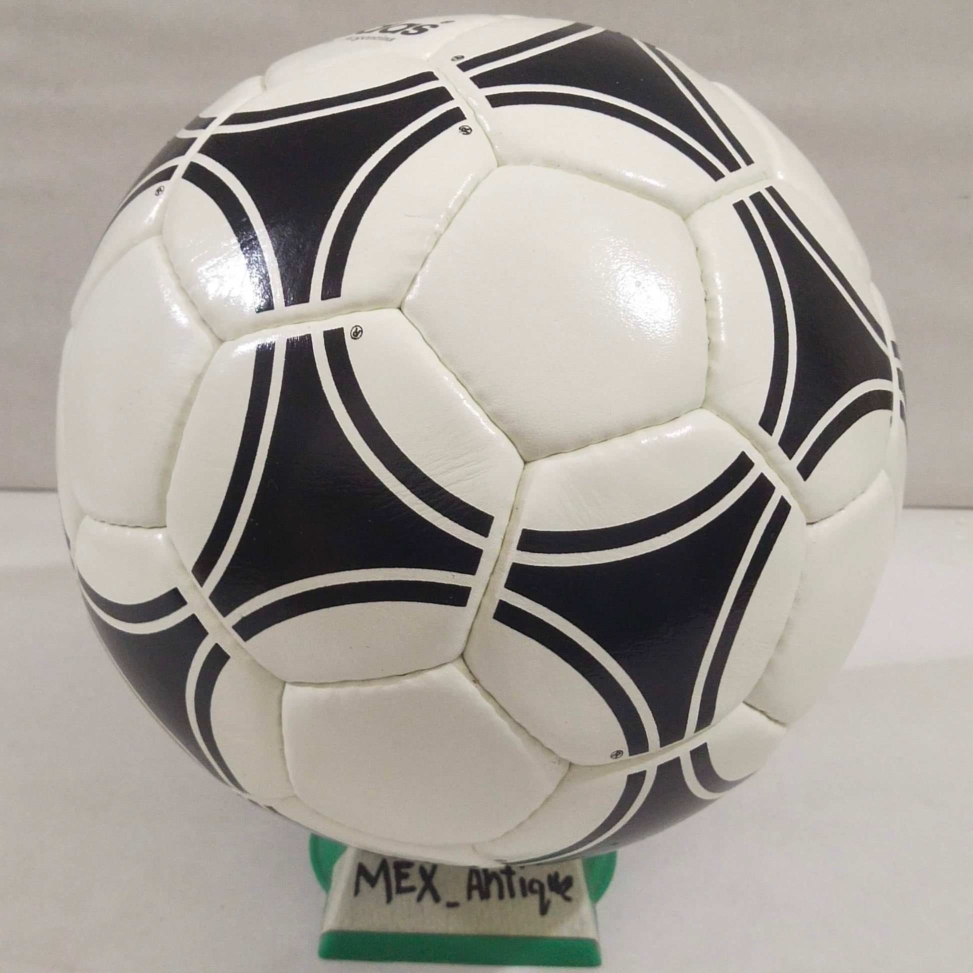 Adidas Tango Durlast | 1978 FIFA World Cup Ball | Genuine Leather SIZE 5 05