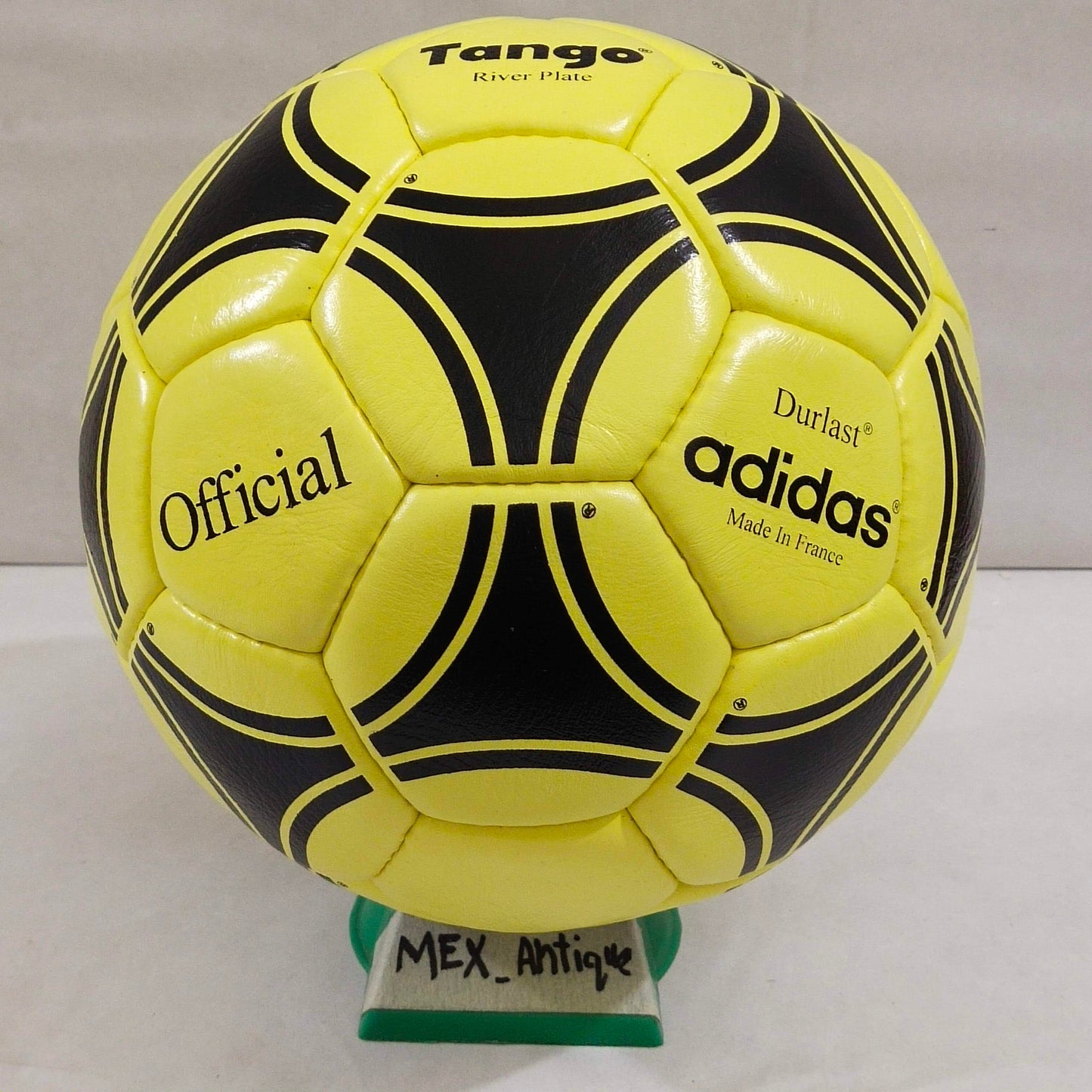 Adidas Tango River Plate | 1978 | Yellow Ball | Fluro Flare | Genuine Leather SIZE 5 04