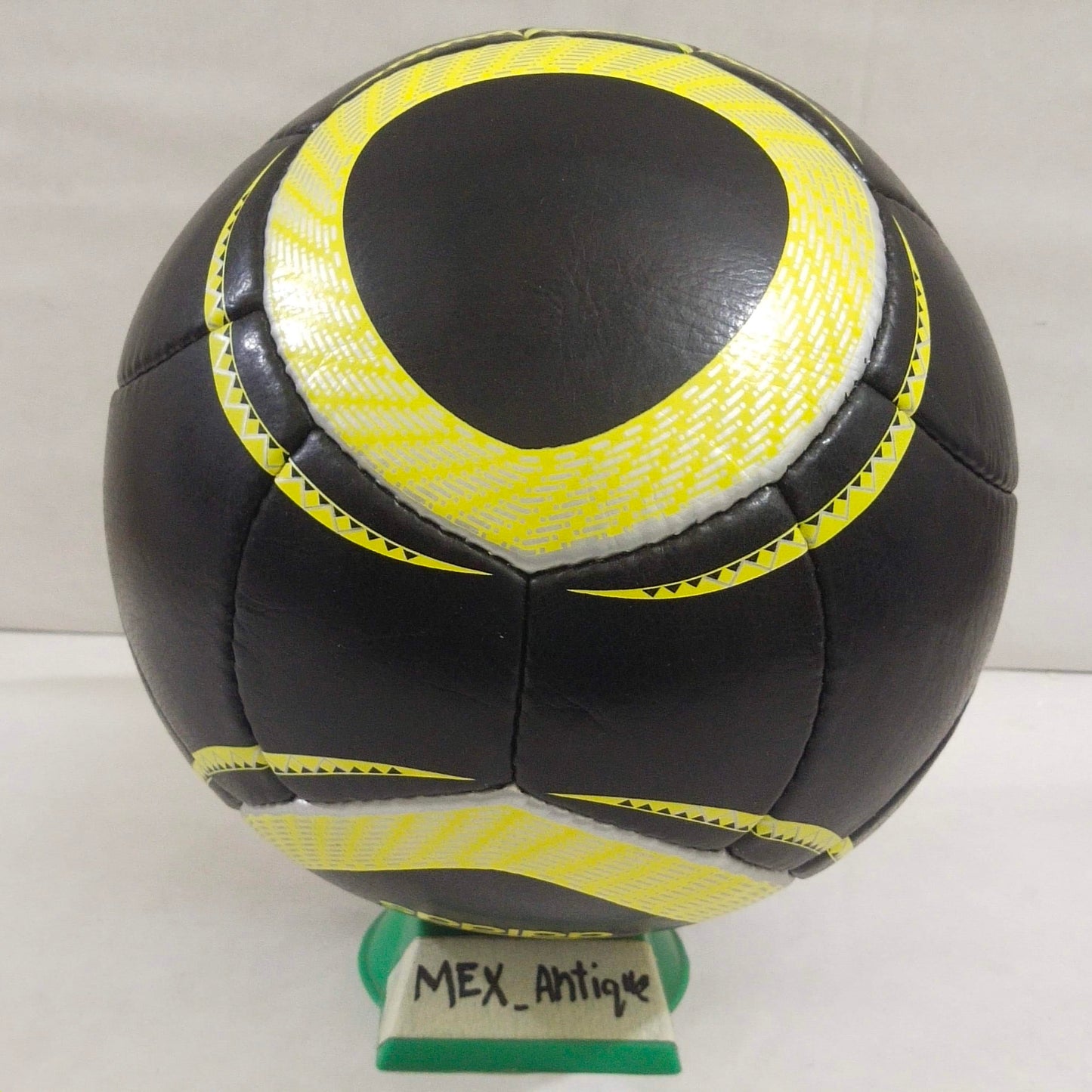 Adidas Jabulani | 2010 | Black Edition | Snowball | SIZE 5 06