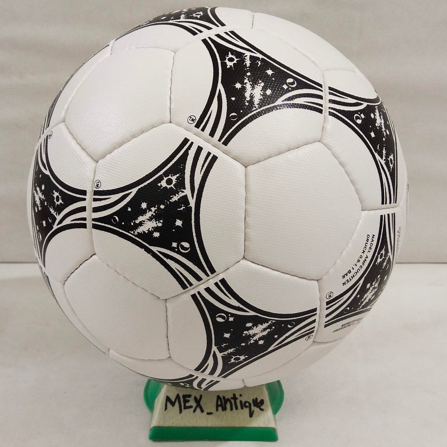 Adidas Questra Classico | 1994 Official Ball | SIZE 5