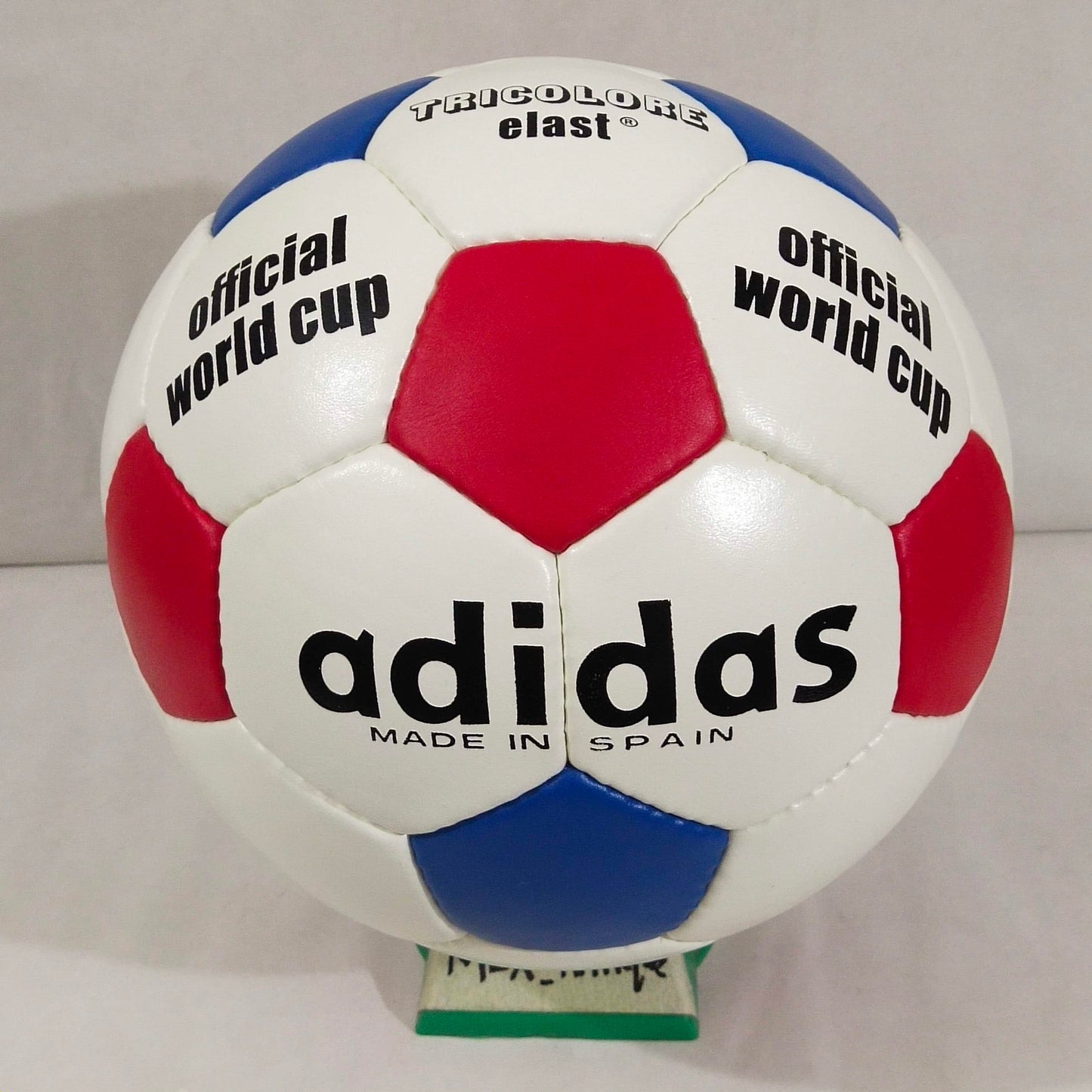 Adidas Tricolore Elast | World Cup 1976 | Genuine Leather | SIZE 5 01