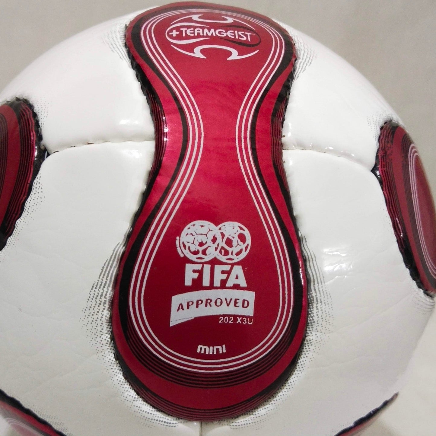 Adidas Teamgeist Red MINI | 2006 | J League & JFA 04