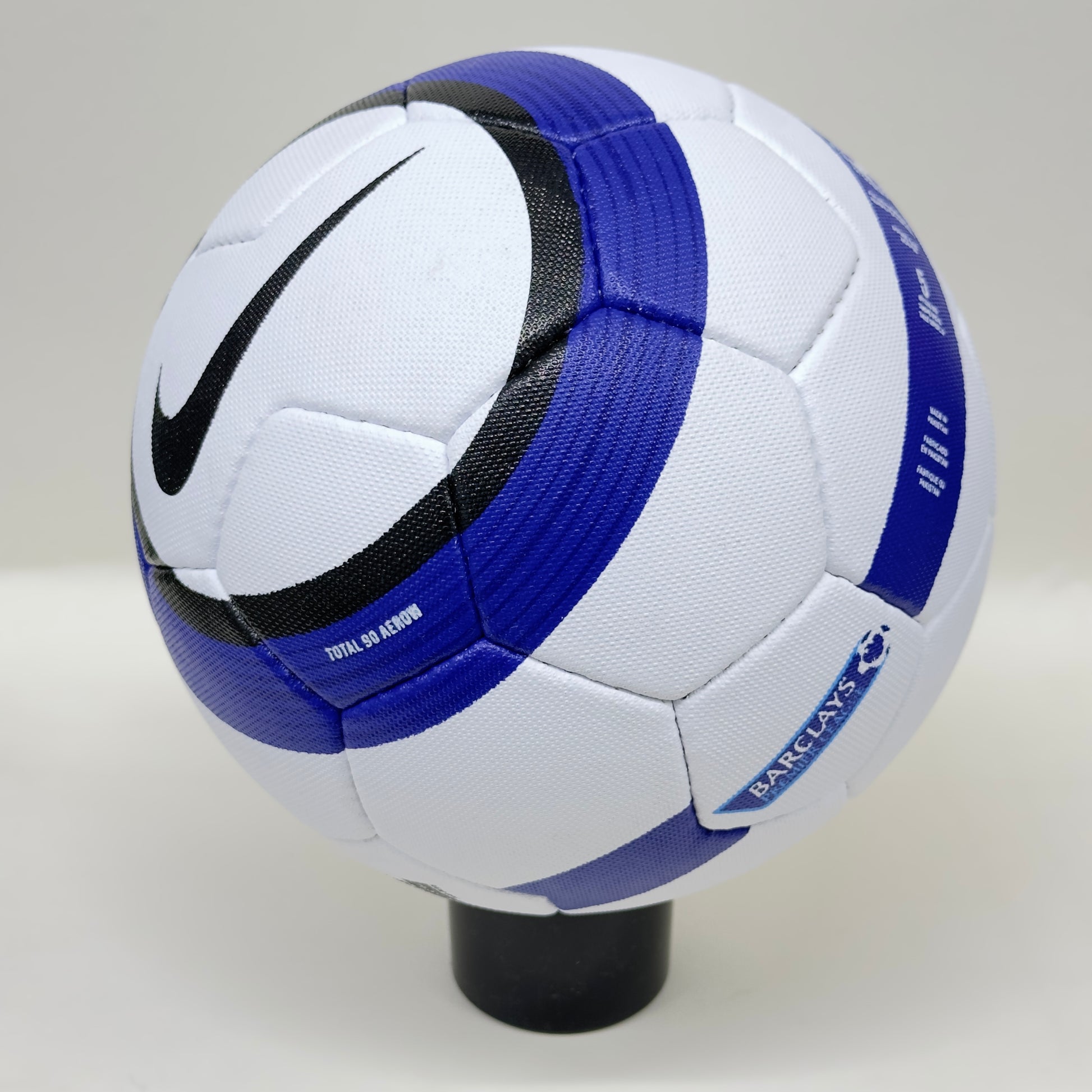 Nike T90 Aerow Nike 90 Ball Nike Total 90 Aerow The FA Premier