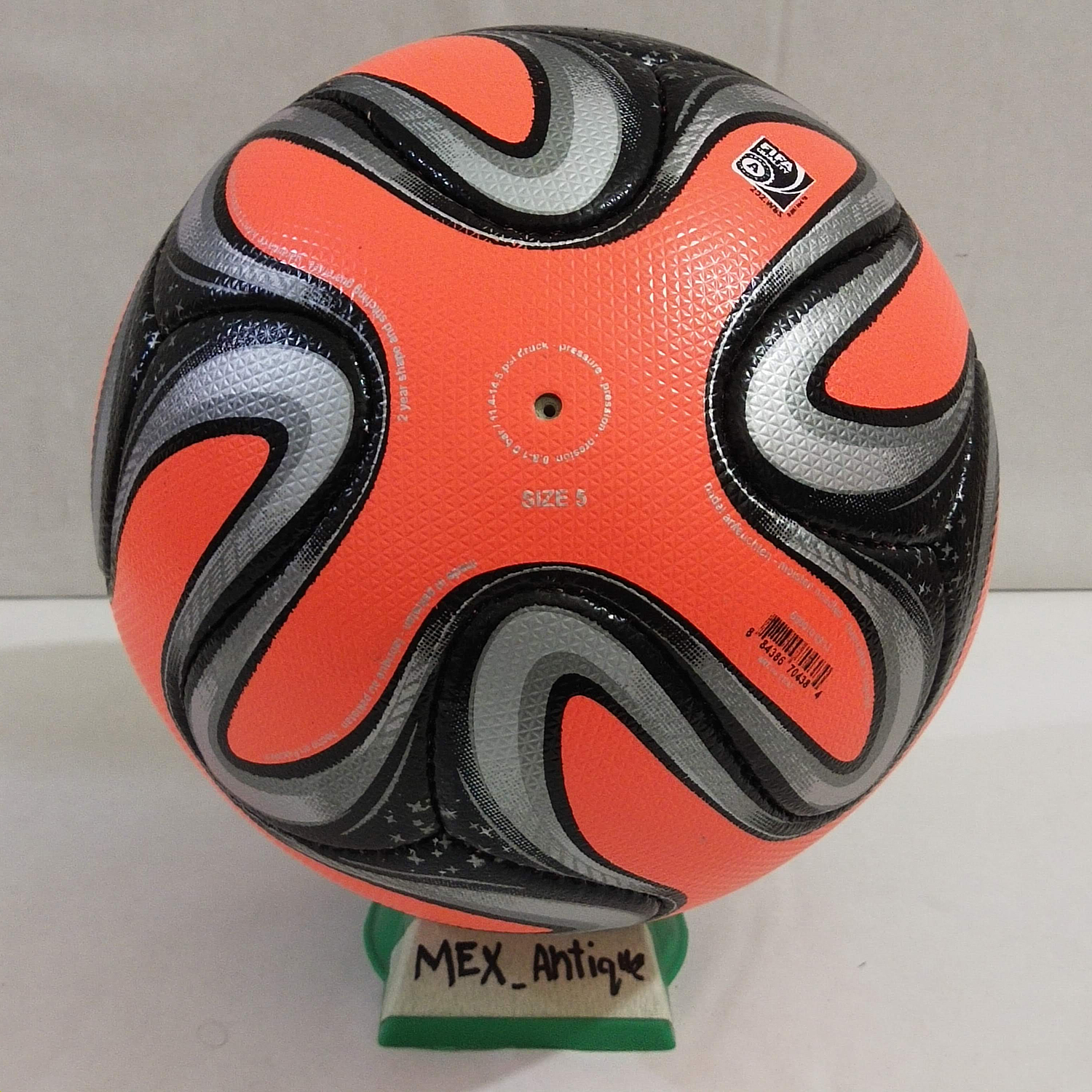 Adidas Brazuca | FIFA World Cup 2014 l OMB Winter Ball | Power Orange | SIZE 5 03