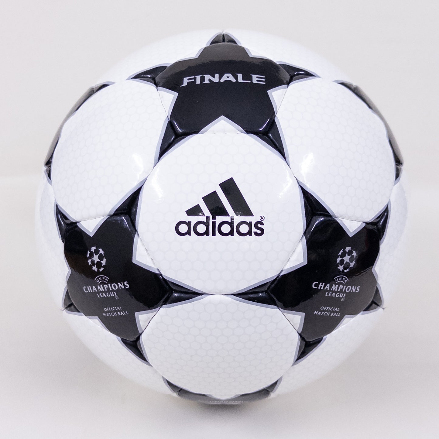 Adidas Finale 2 | 2002-2003 | UEFA Champions League Ball | Size 5 01
