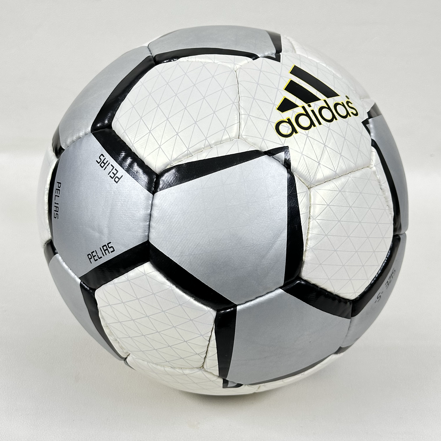 Adidas Pelias | Men's Match Ball | Summer Olympics | 2004 | Size 5 05