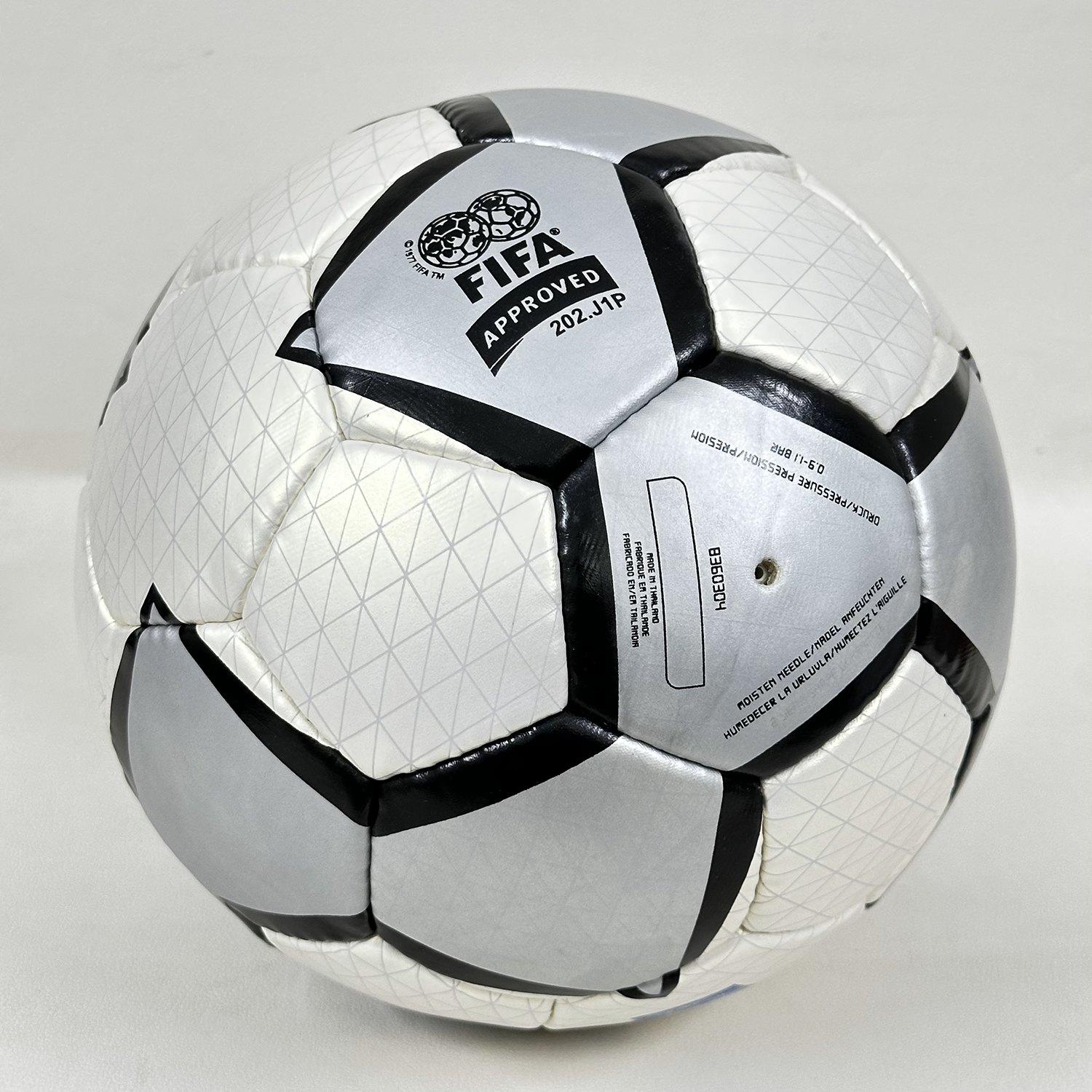 Adidas Pelias | Women's Match Ball | Summer Olympics | 2004 | Size 5 03