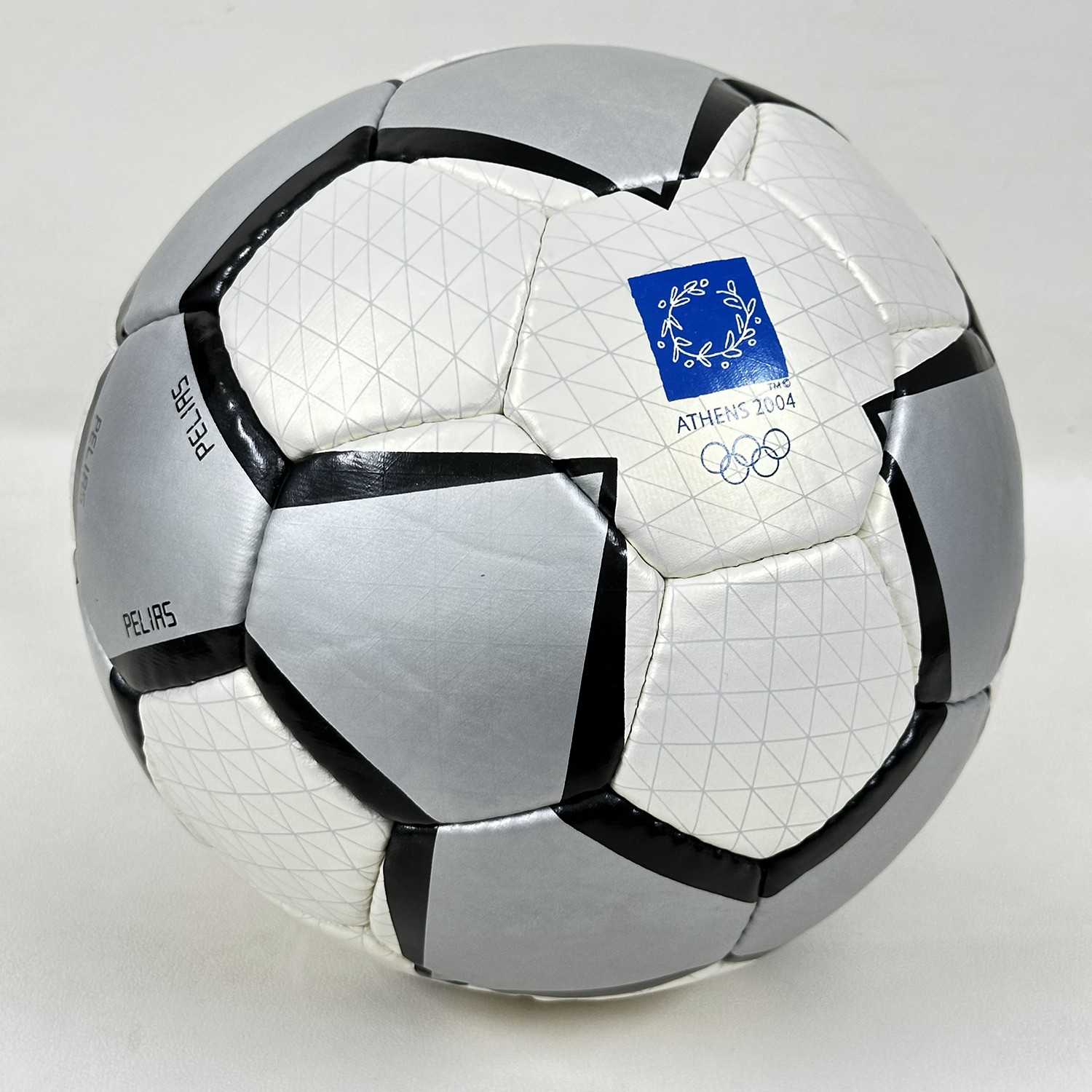 Adidas Pelias | Women's Match Ball | Summer Olympics | 2004 | Size 5 04