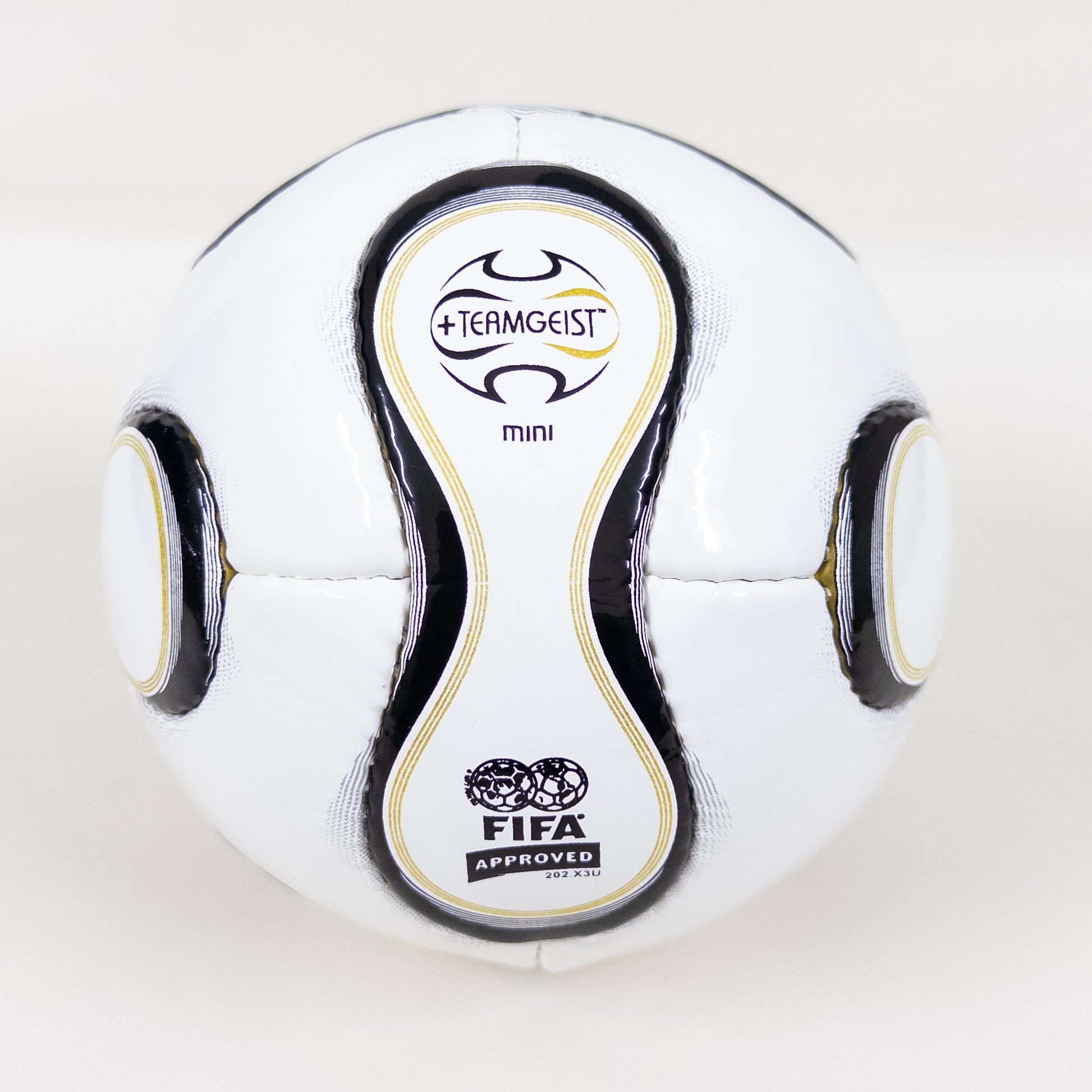Adidas Teamgeist MINI Ball | France VS Portugal | 2006 FIFA World Cup Ball 02