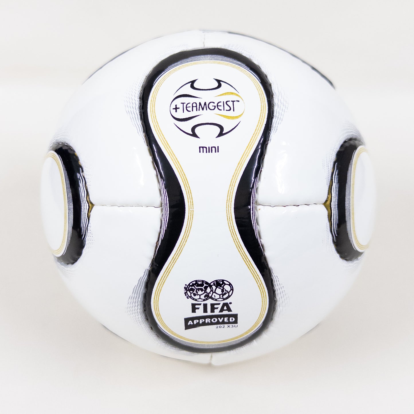 Adidas Teamgeist MINI Ball | Germany VS Italy | 2006 FIFA World Cup Ball 02