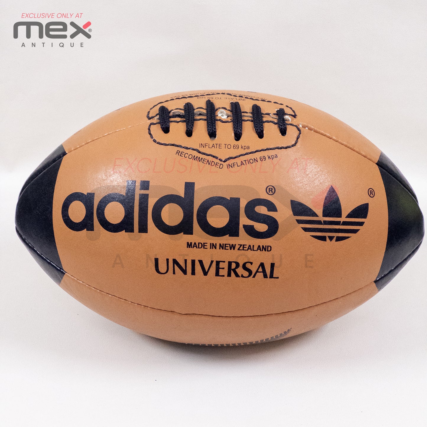 Adidas Universal | Vintage rugby | Official Match Ball | Size 5 | Made in New Zealand