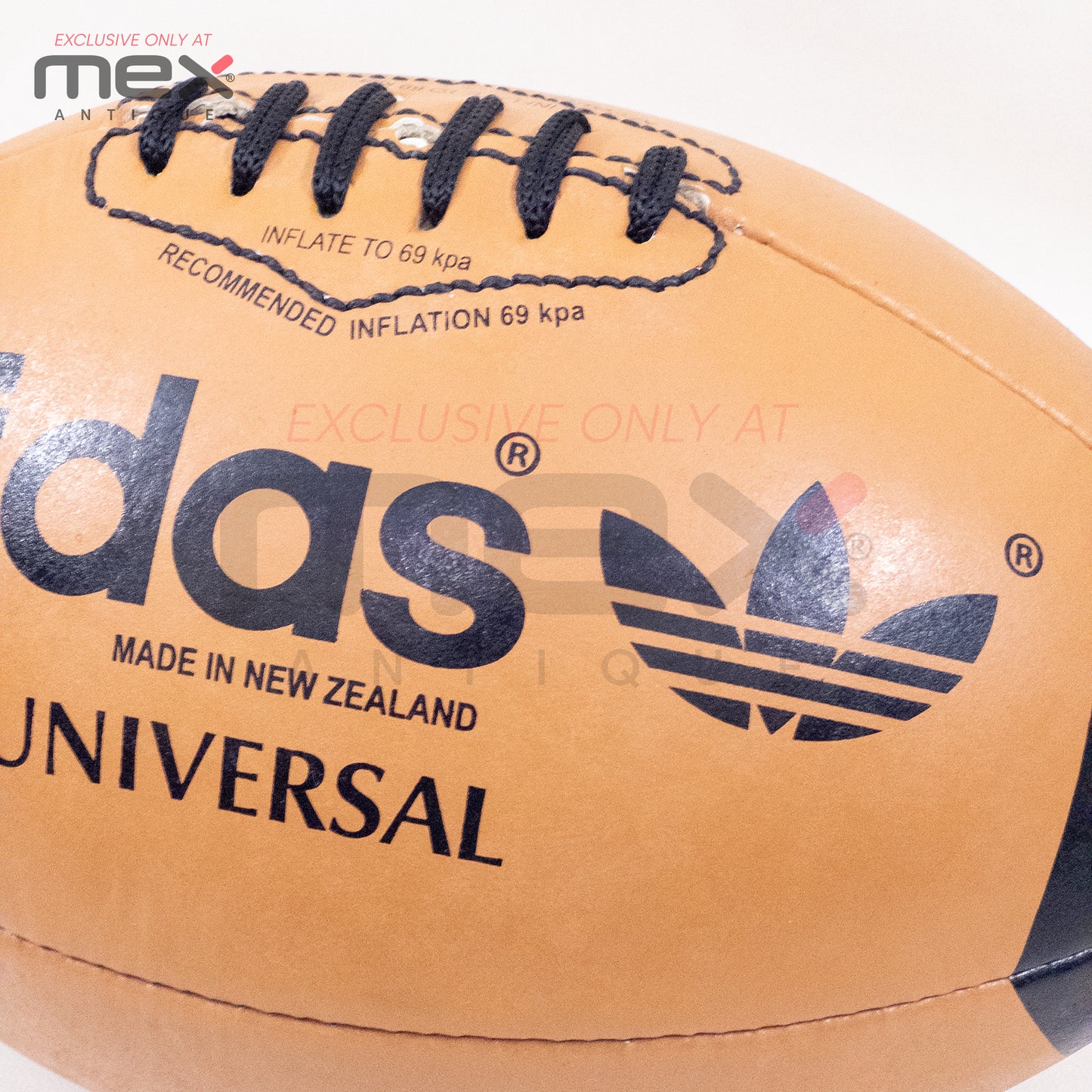 Adidas Universal | Vintage rugby | Official Match Ball | Size 5 | Made in New Zealand 04