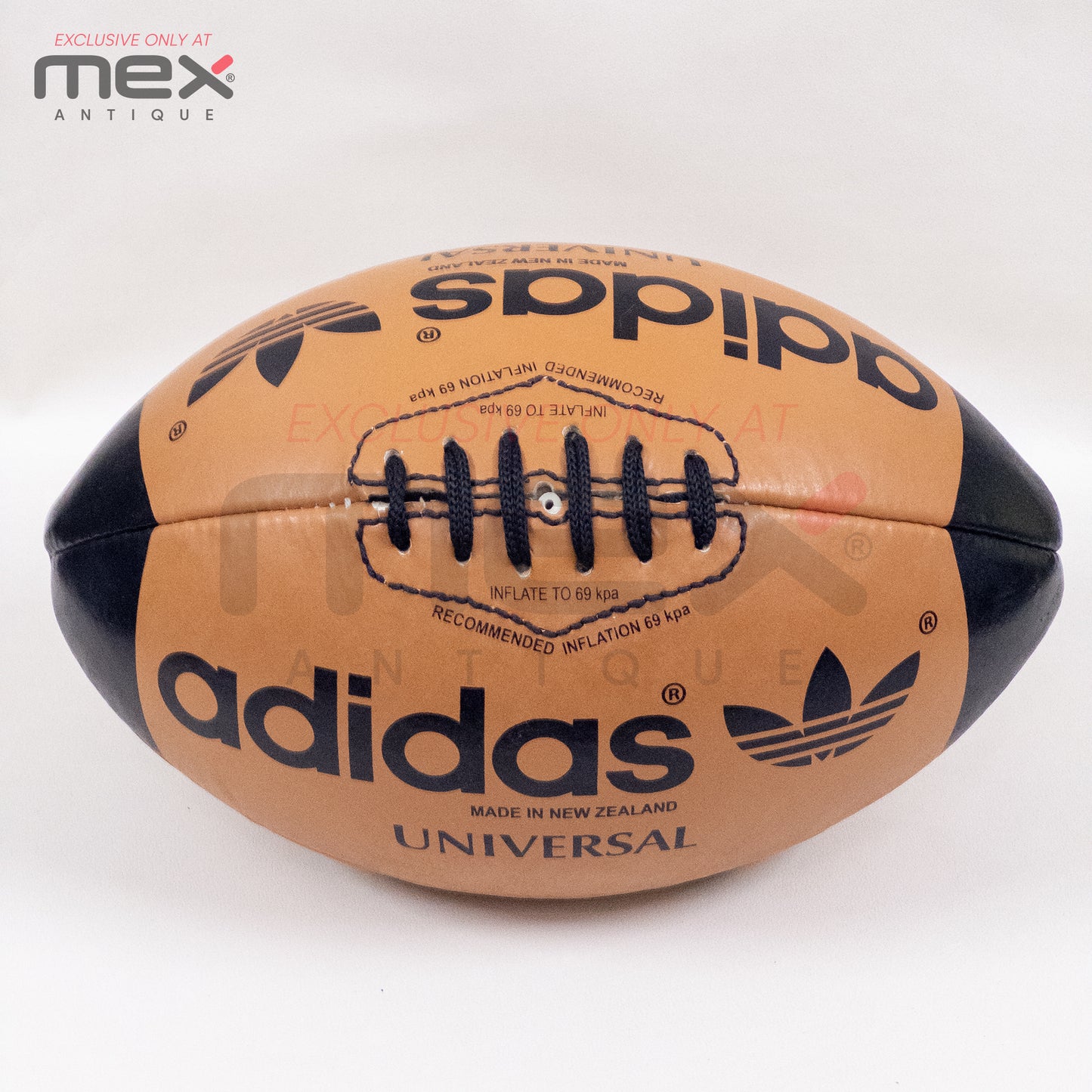 Adidas Universal | Vintage rugby | Official Match Ball | Size 5 | Made in New Zealand 05