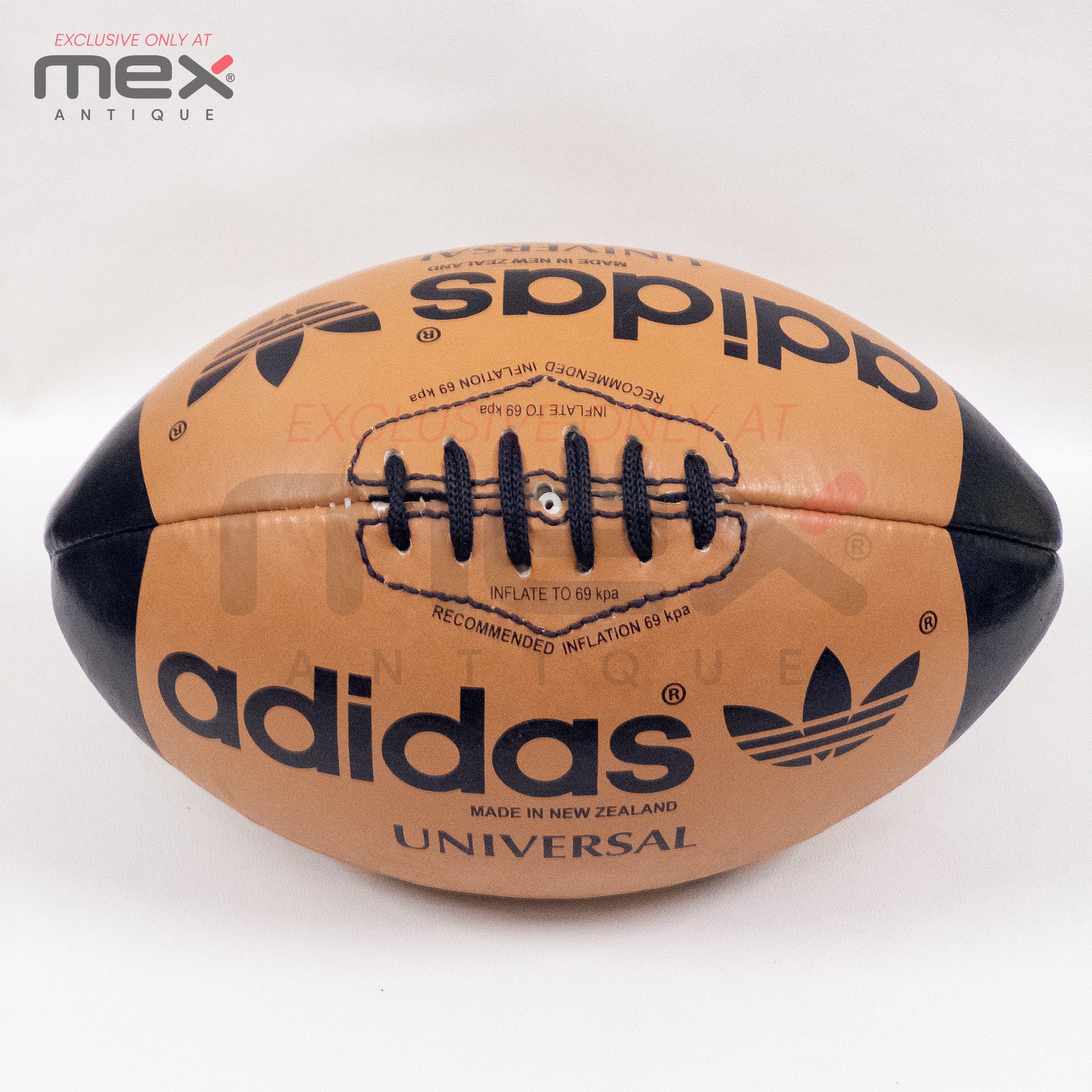 Adidas Universal | Vintage rugby | Official Match Ball | Size 5 | Made in New Zealand 05