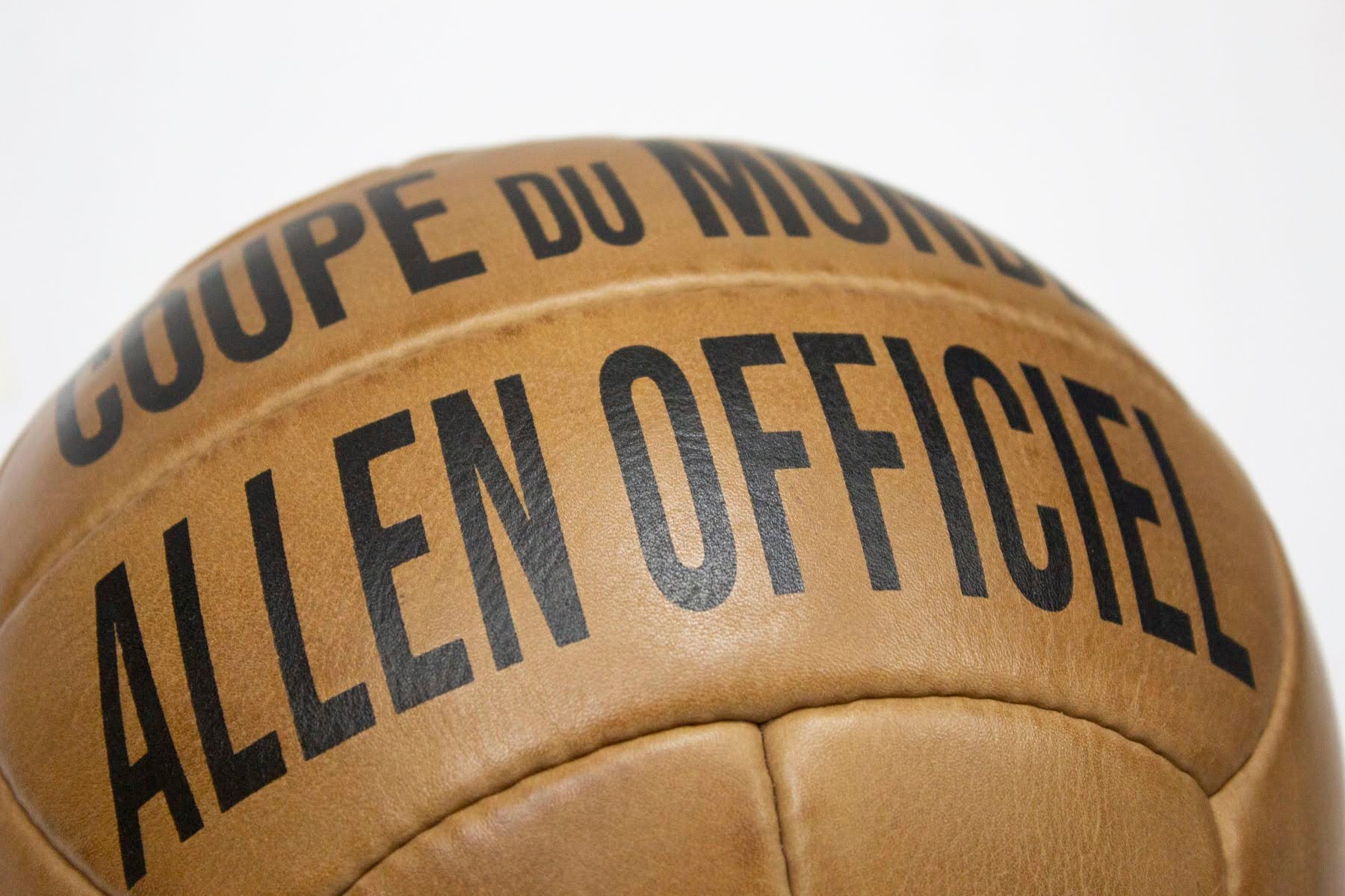 Allen Officiel Coupe Du Monde | 1938 FIFA World Cup Ball | GENIUNE LEATHER SIZE 5 03