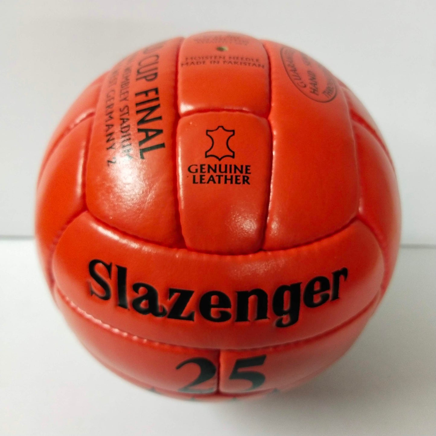 Slazenger Four Star 25 | 1966 FIFA World Cup Ball | GENIUNE LEATHER SIZE 5 02