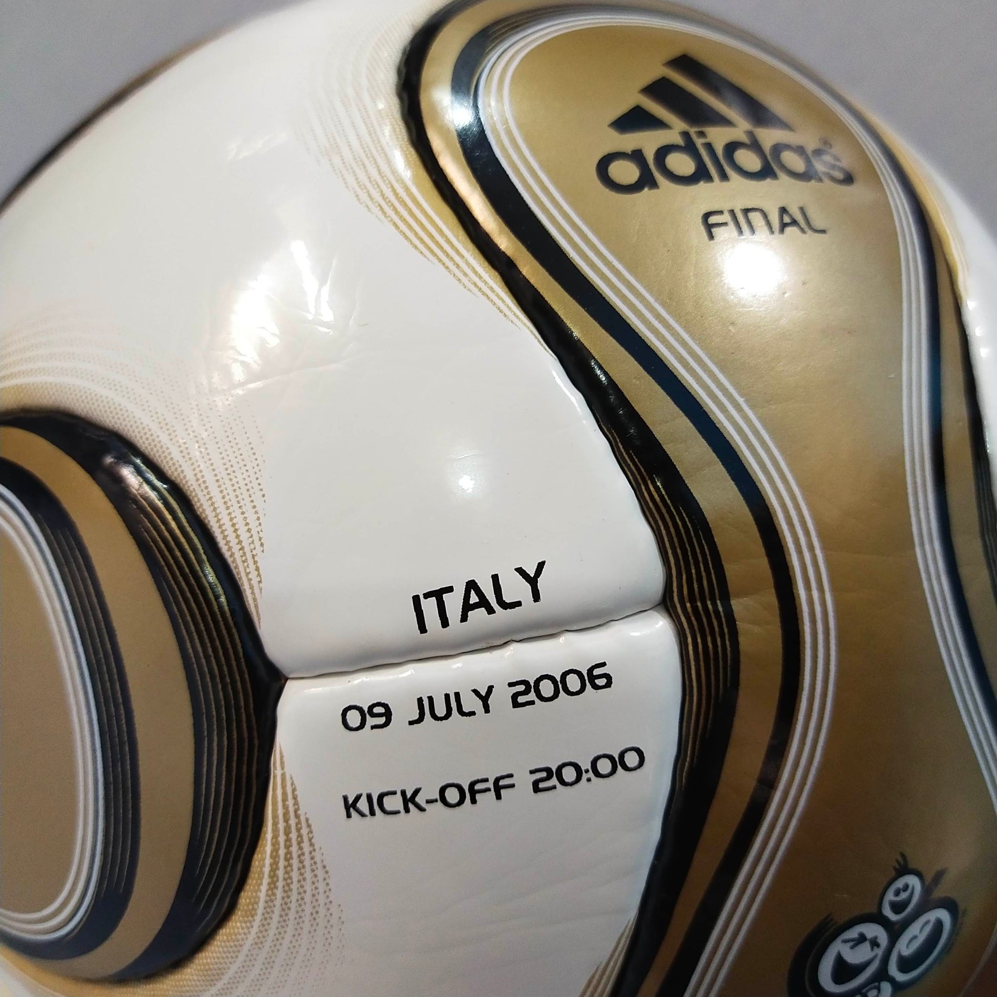 Adidas Teamgeist Berlin | Final Ball | Italy VS France | 2006 FIFA World Cup 2006 | SIZE 5 02