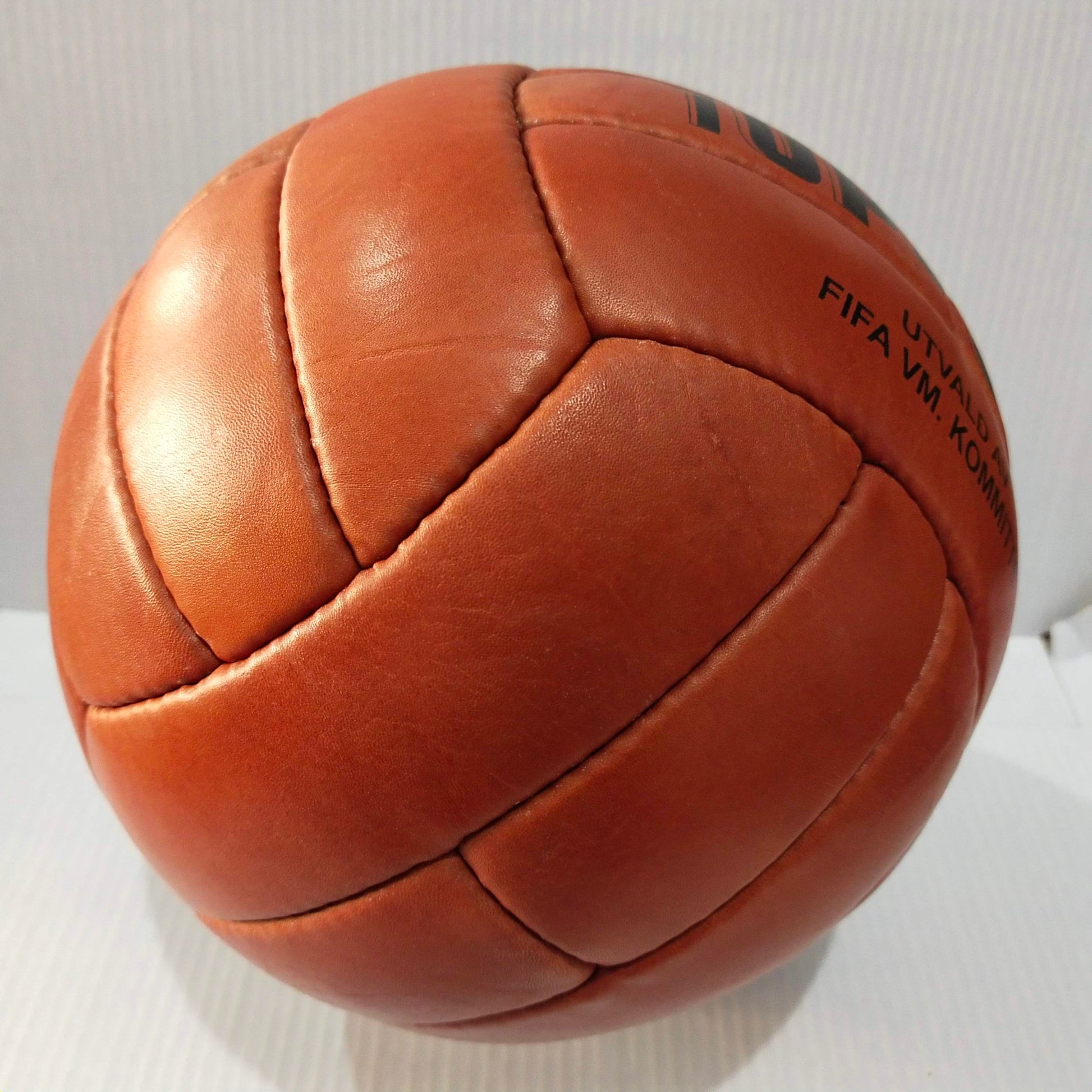 Ballon de Football Coupe Du Monde de la FIFA Russie 2018 - Noir | Walmart Canada Ballon de Football Coupe Du Monde de la FIFA Russie 2018 - Noir | Walmart Canada