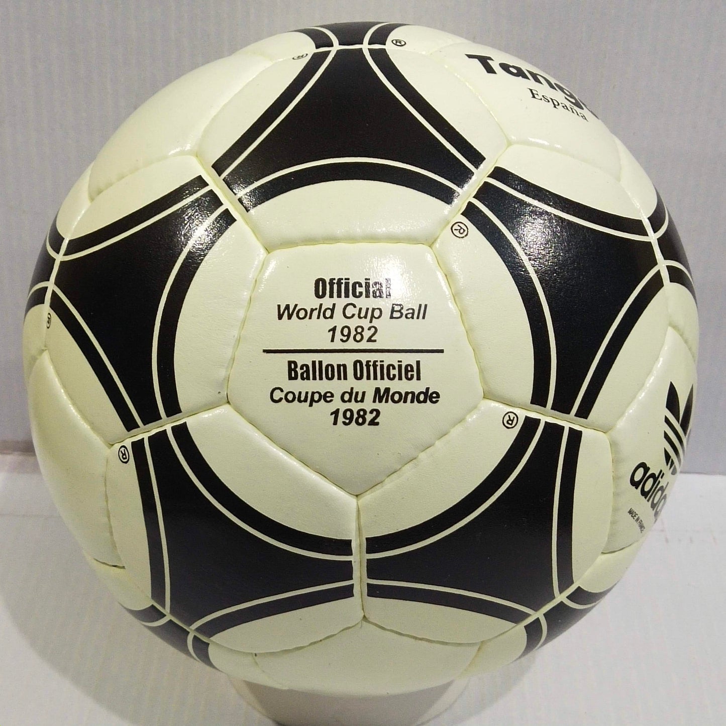 Adidas Tango Espana | 1982 FIFA World Cup Ball | Genuine Leather SIZE 5 02