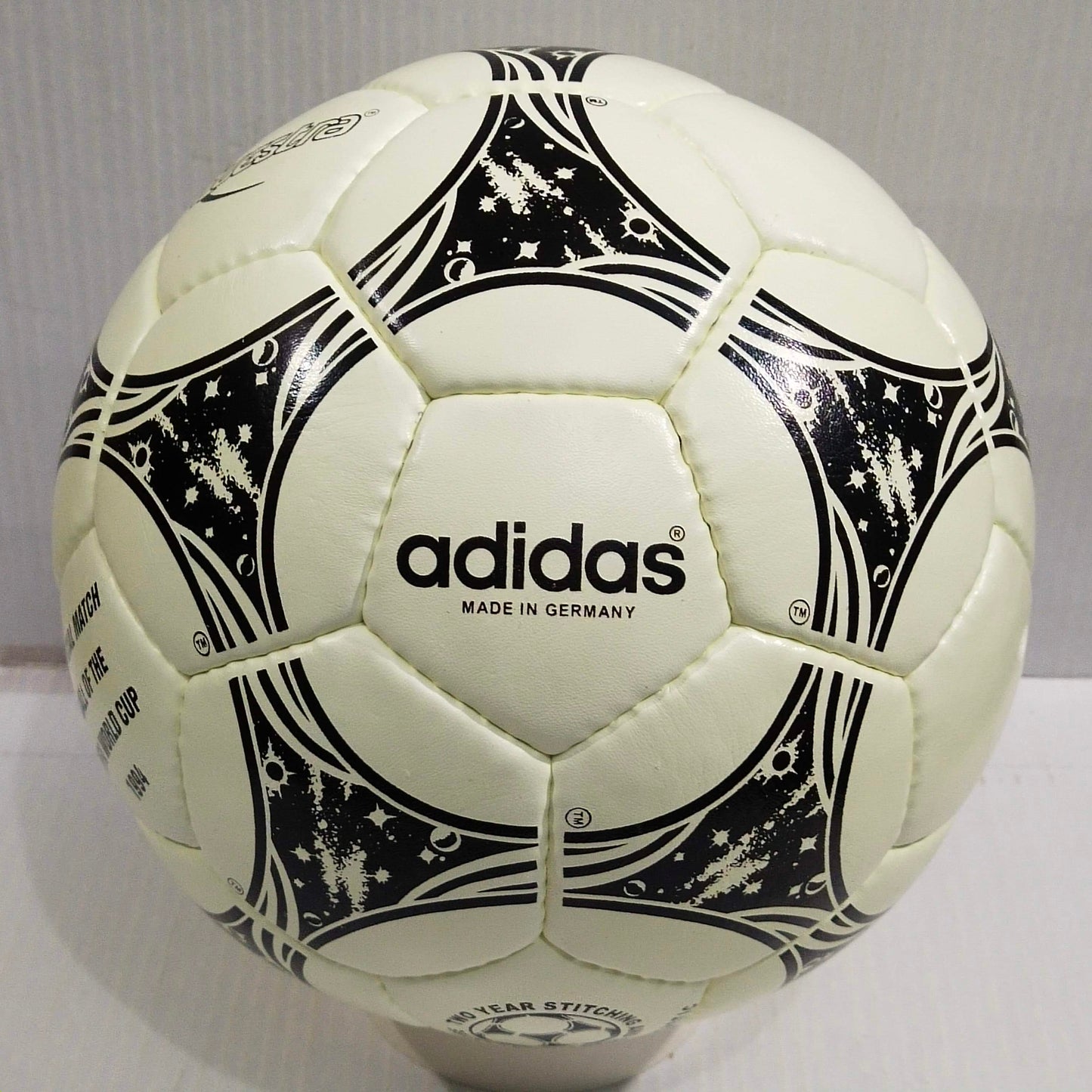 Adidas Questra | 1994 FIFA World Cup Ball | Genuine Leather Off White | SIZE 5 03