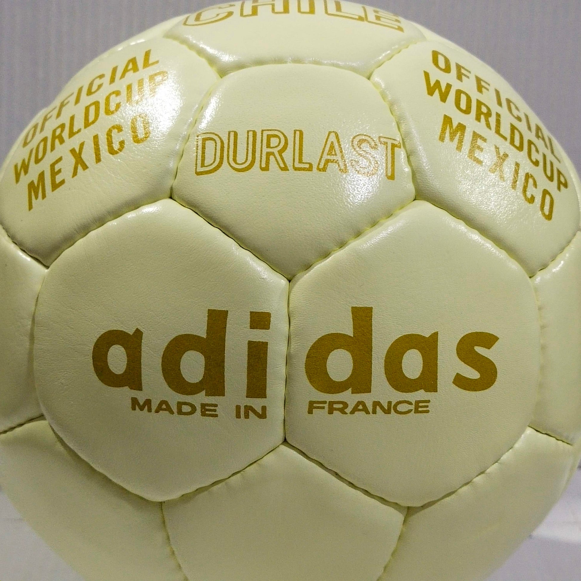 Adidas Chile Durlast | 1970 | FIFA World Cup Ball | Genuine Leather | SIZE 5 03