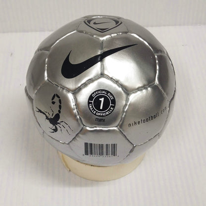 Adidas Questra Europa Mini | 1986 | Mini Ball | FIFA World Cup Ball-2