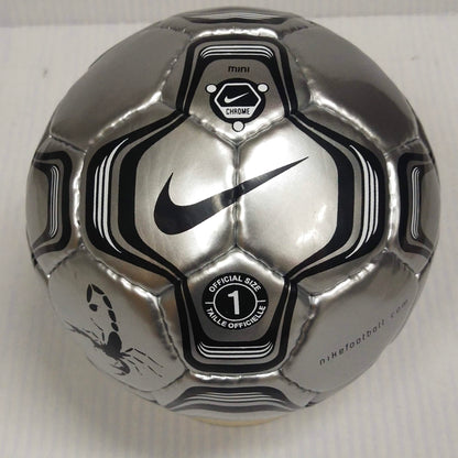 Nike Scorpion KO Chrome Mini | 2002 | Mini Ball | Secret Tournament | The Cage Advertisement-3