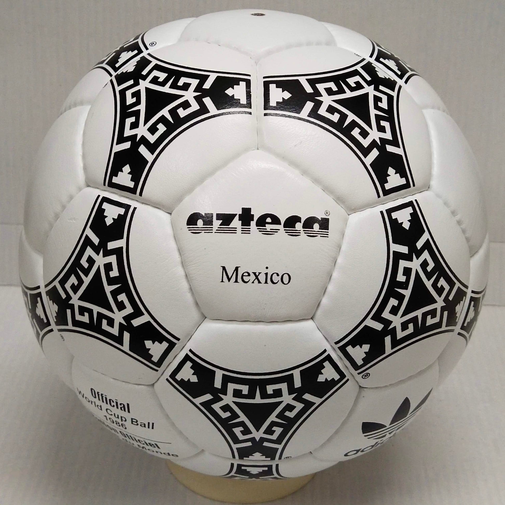 Adidas Azteca Mexico | 1986 | FIFA World Cup Ball | Genuine Leather SIZE 5 01