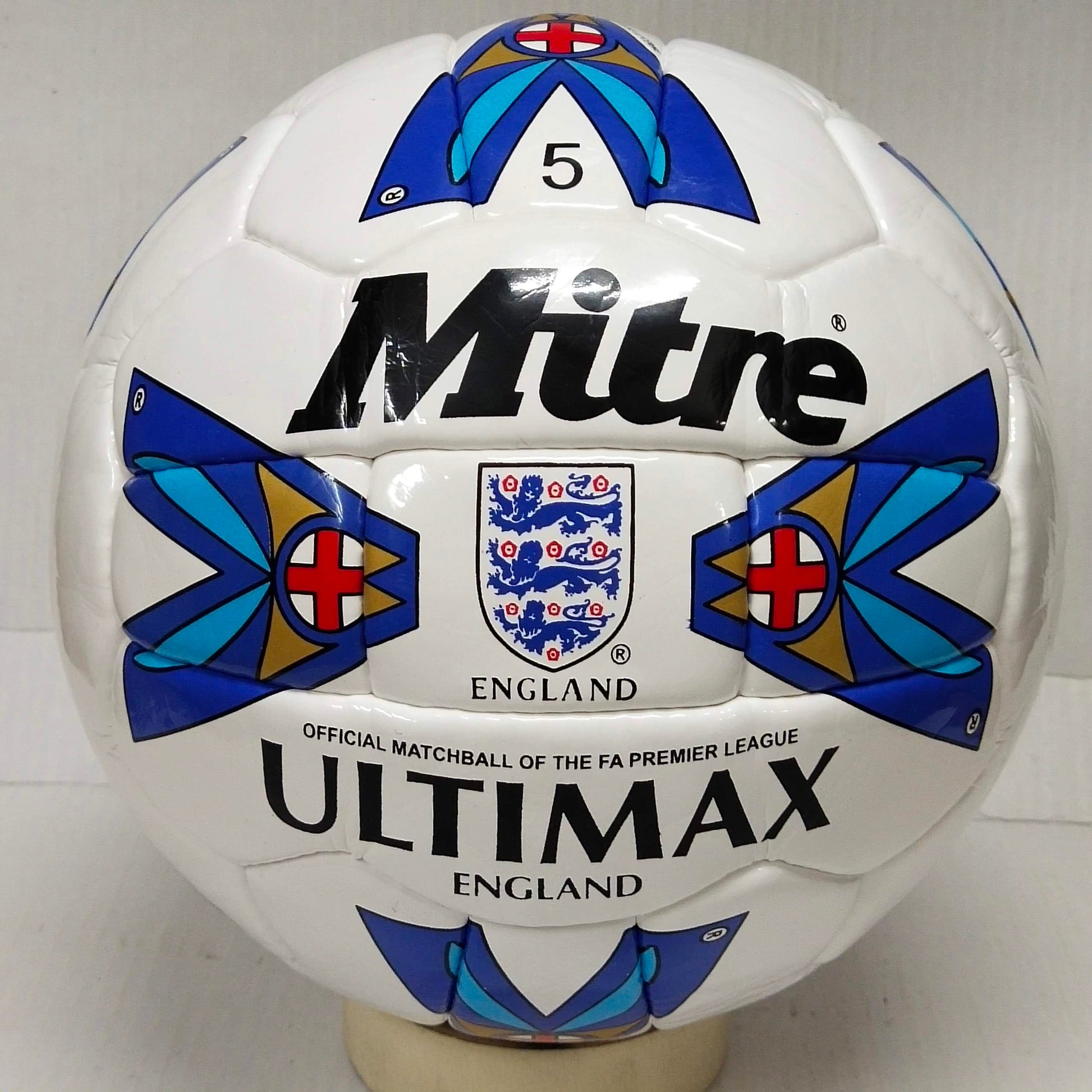 Mitre Ultimax | England | 1995 | The FA Premier League | Size 5 06