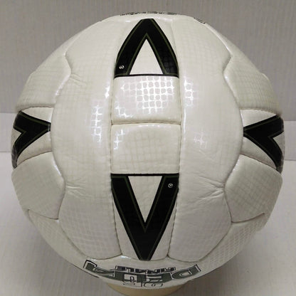 Mitre | Delta League 25 | 1995 | The Football Association | Size 5 06