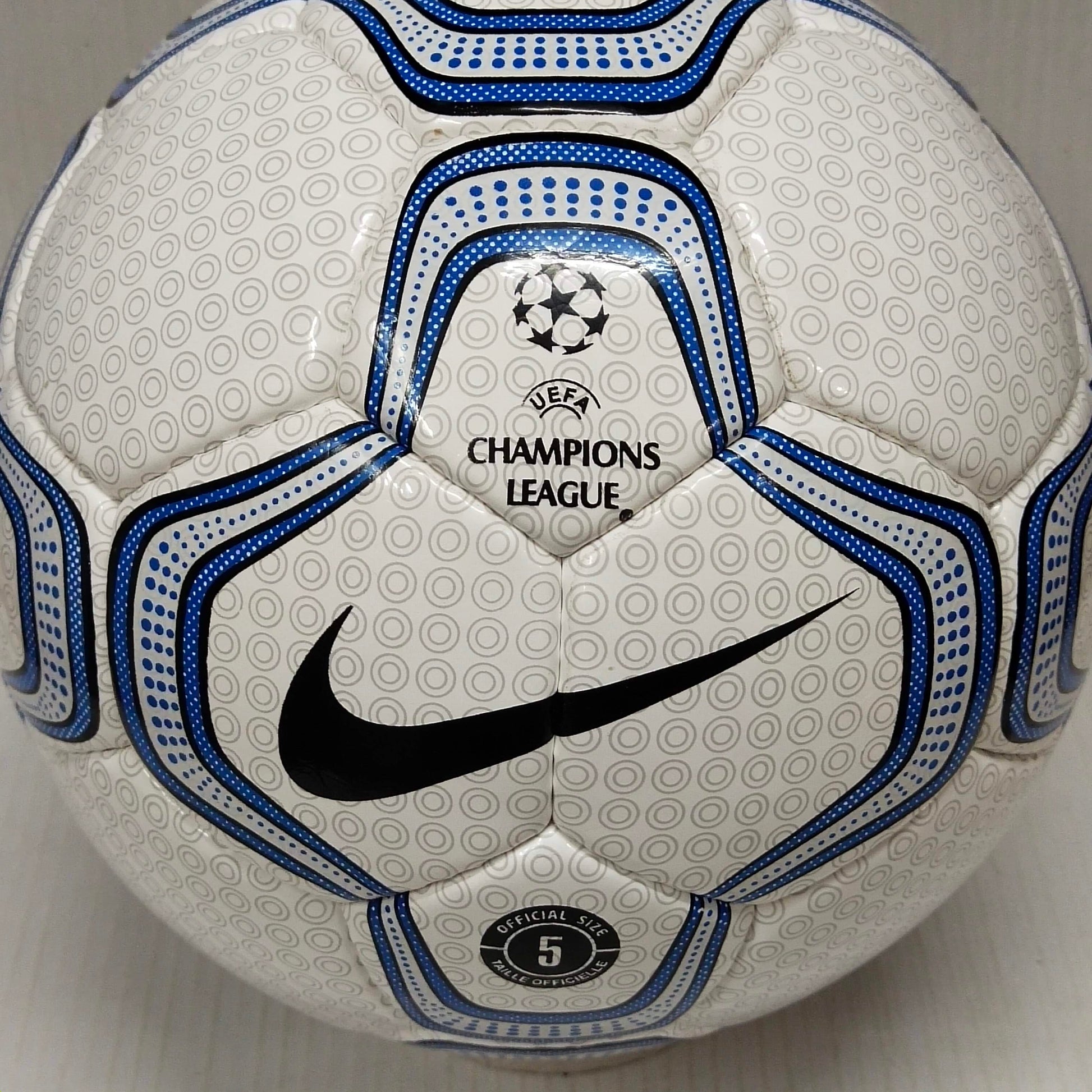 Official Match Ball Champions League Ball 2000 Ucl Champions